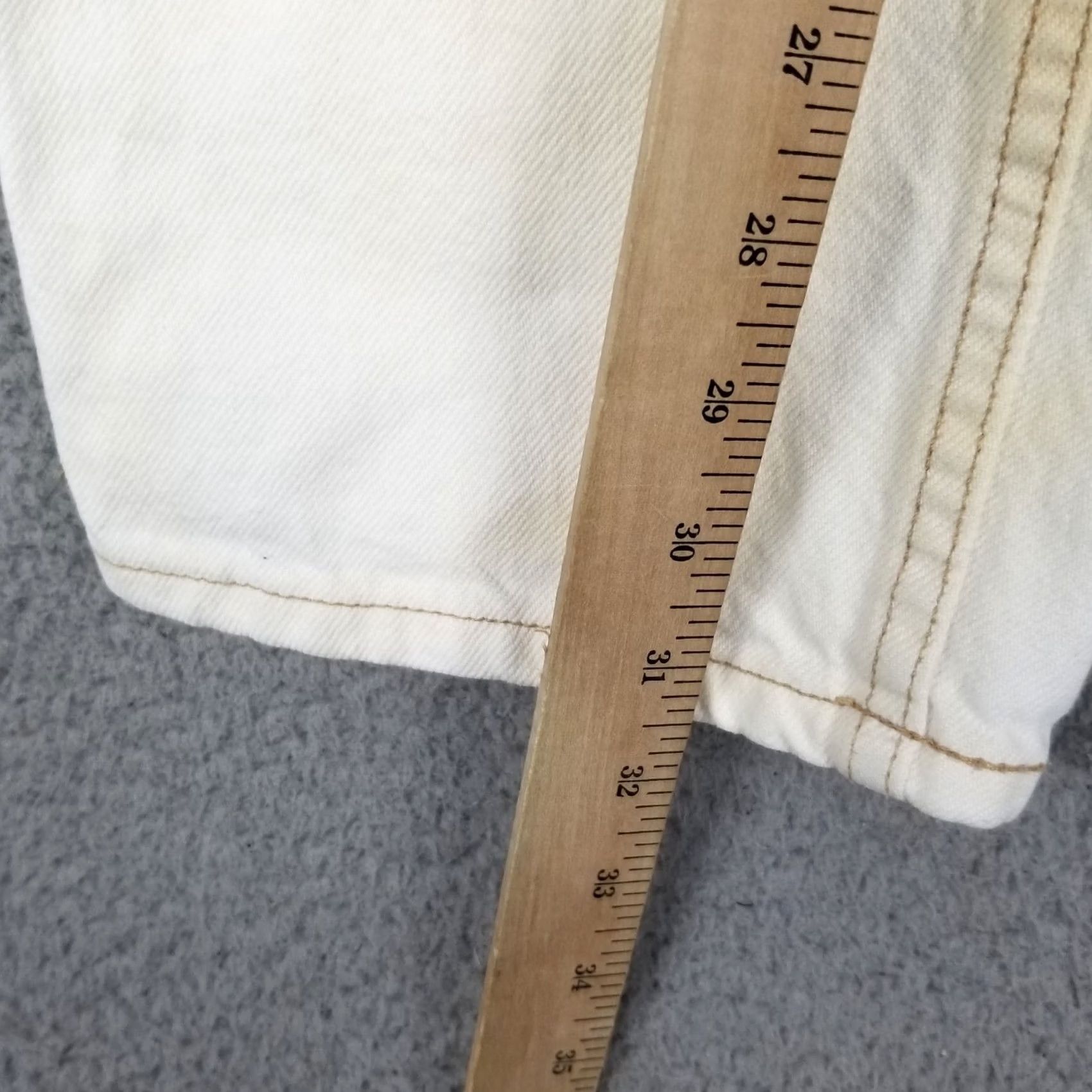 Vintage VINTAGE Britannia Jeans White Denim 31X32 Relaxed Fit Grunge 1995 Mens Jeans White 90s Grunge Britannia Size US 30 / EU 46 - 5 Thumbnail