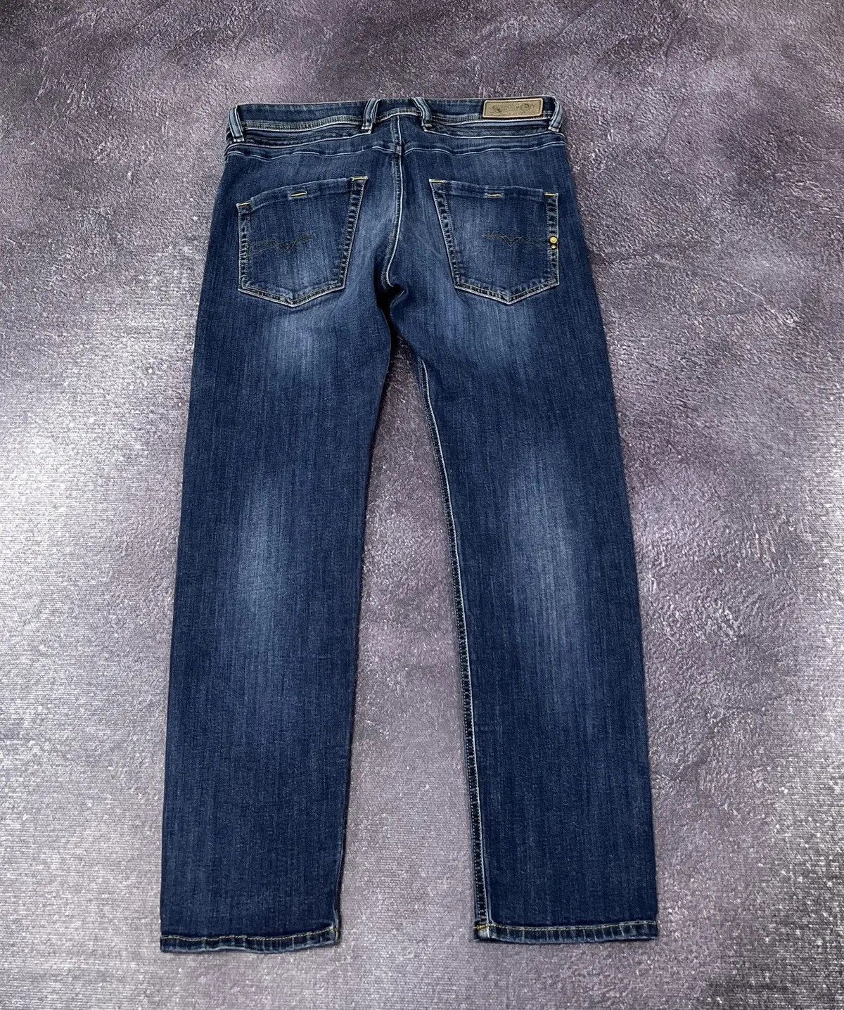 Diesel Vintage Diesel Faded Blue Denim Avant Garde Hype Jeans Size US 36 / EU 52 - 2 Thumbnail