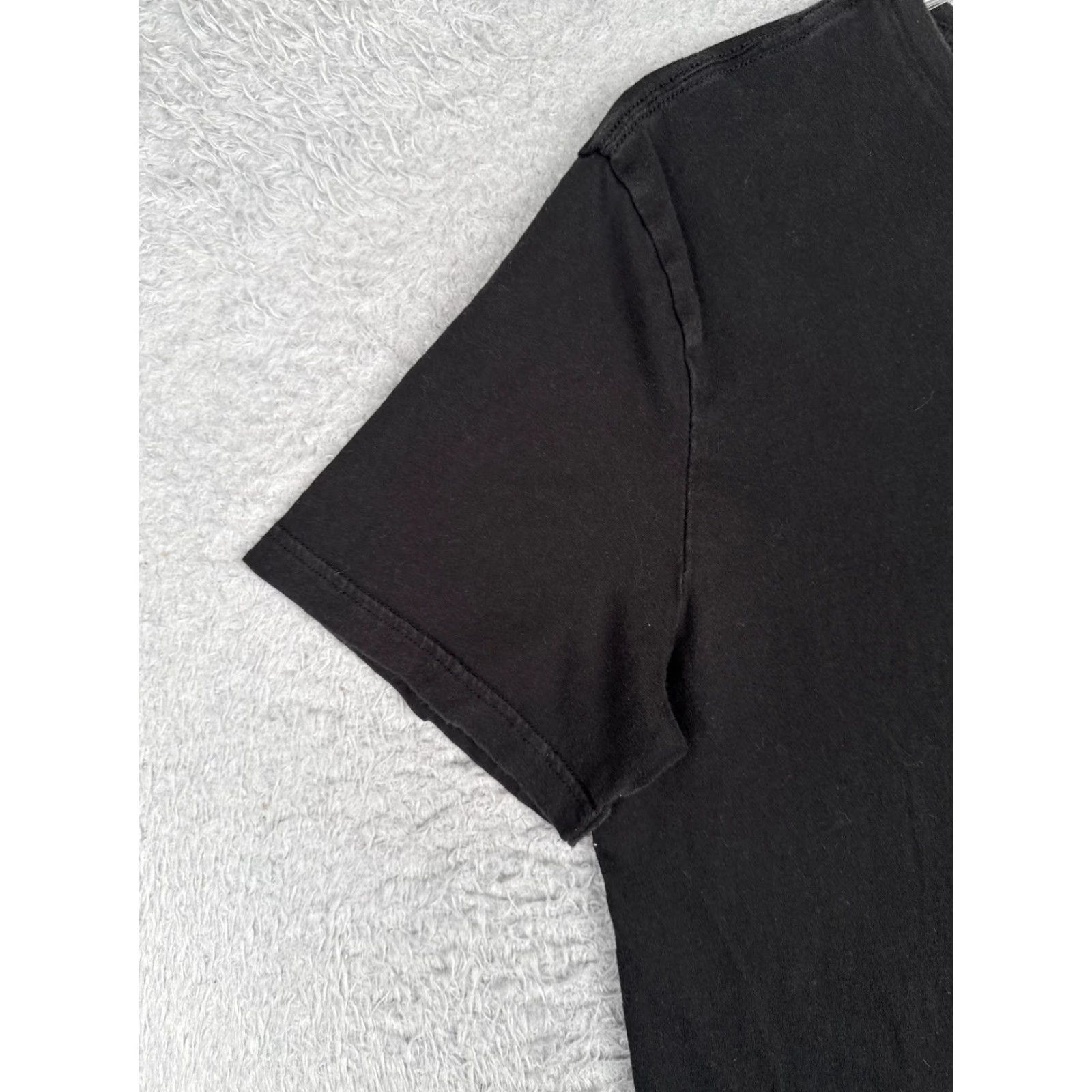 Tommy Hilfiger Tommy Hilfiger Shirt Adult Large Black V-Neck Short Sleeve 100% Cotton Logo Embroidered Mens T-Shirt Size US L / EU 52-54 / 3 - 4 Thumbnail