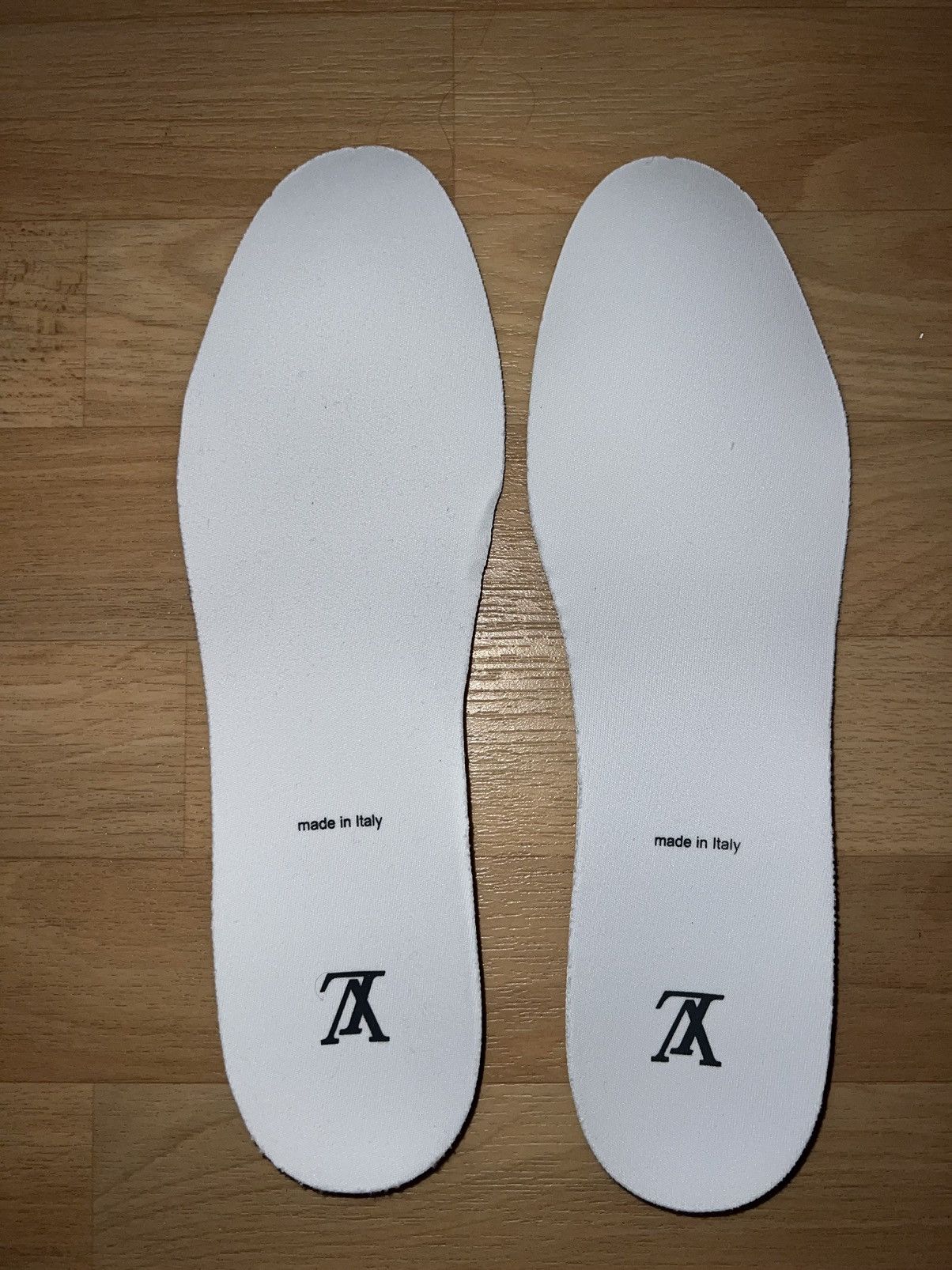 Louis Vuitton Louis Vuitton Trainer Size US 12 / EU 45 - 9 Thumbnail