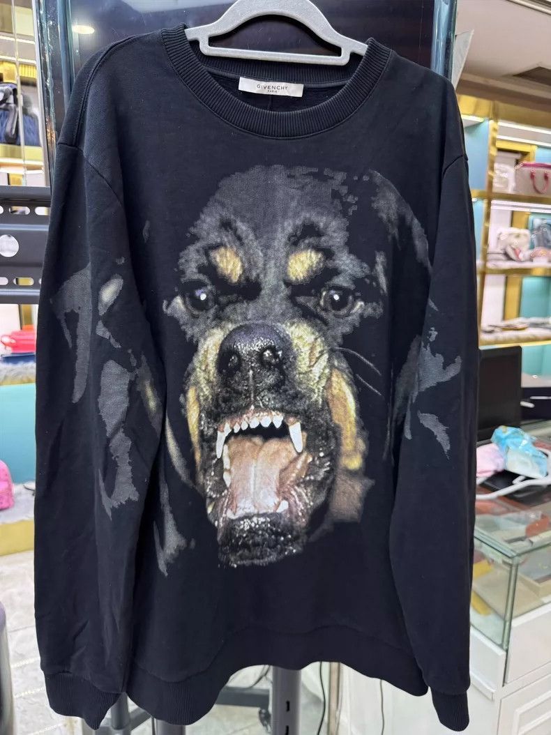 Givenchy Givenchy Rottweiler Print Sweatshirt | Grailed