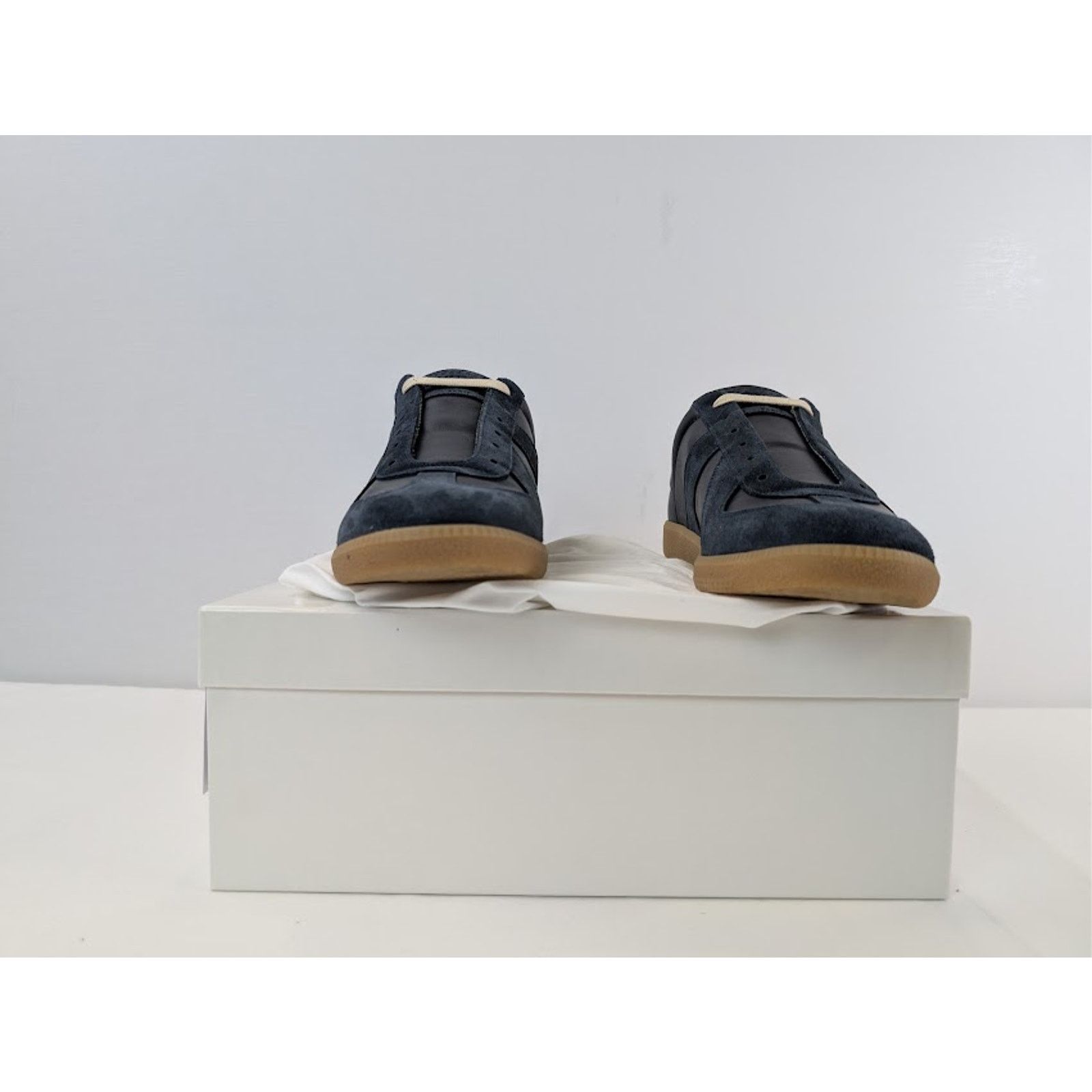 Maison Margiela o1rshd1 Q:2 / Leather-Suede Replica Sneakers Dark Navy Blue Size US 11 / EU 44 - 19 Thumbnail