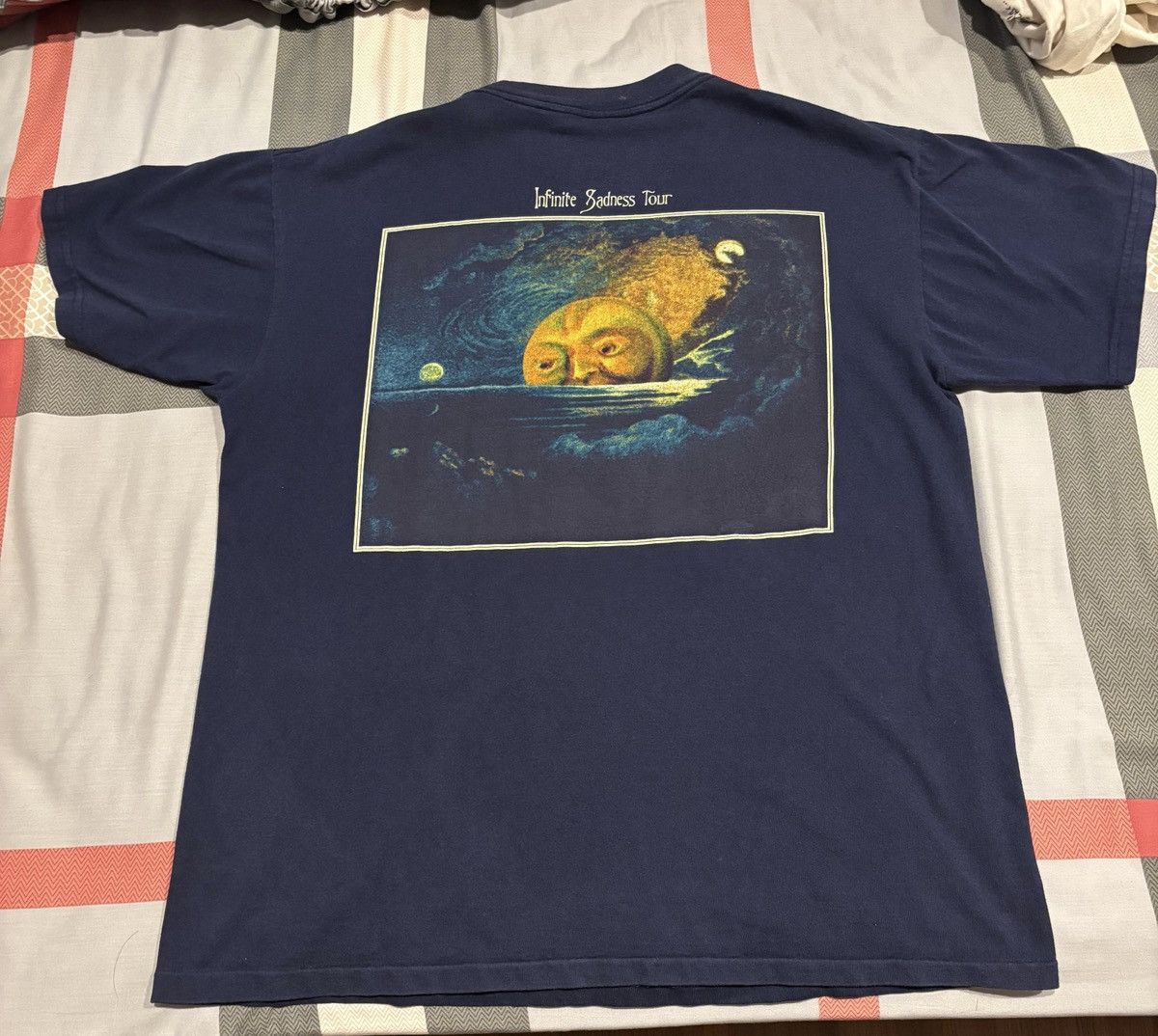 Vintage Vintage 1995 The Smashing Pumpkins Mellon Collie T-Shirt Size US L / EU 52-54 / 3 - 2 Thumbnail