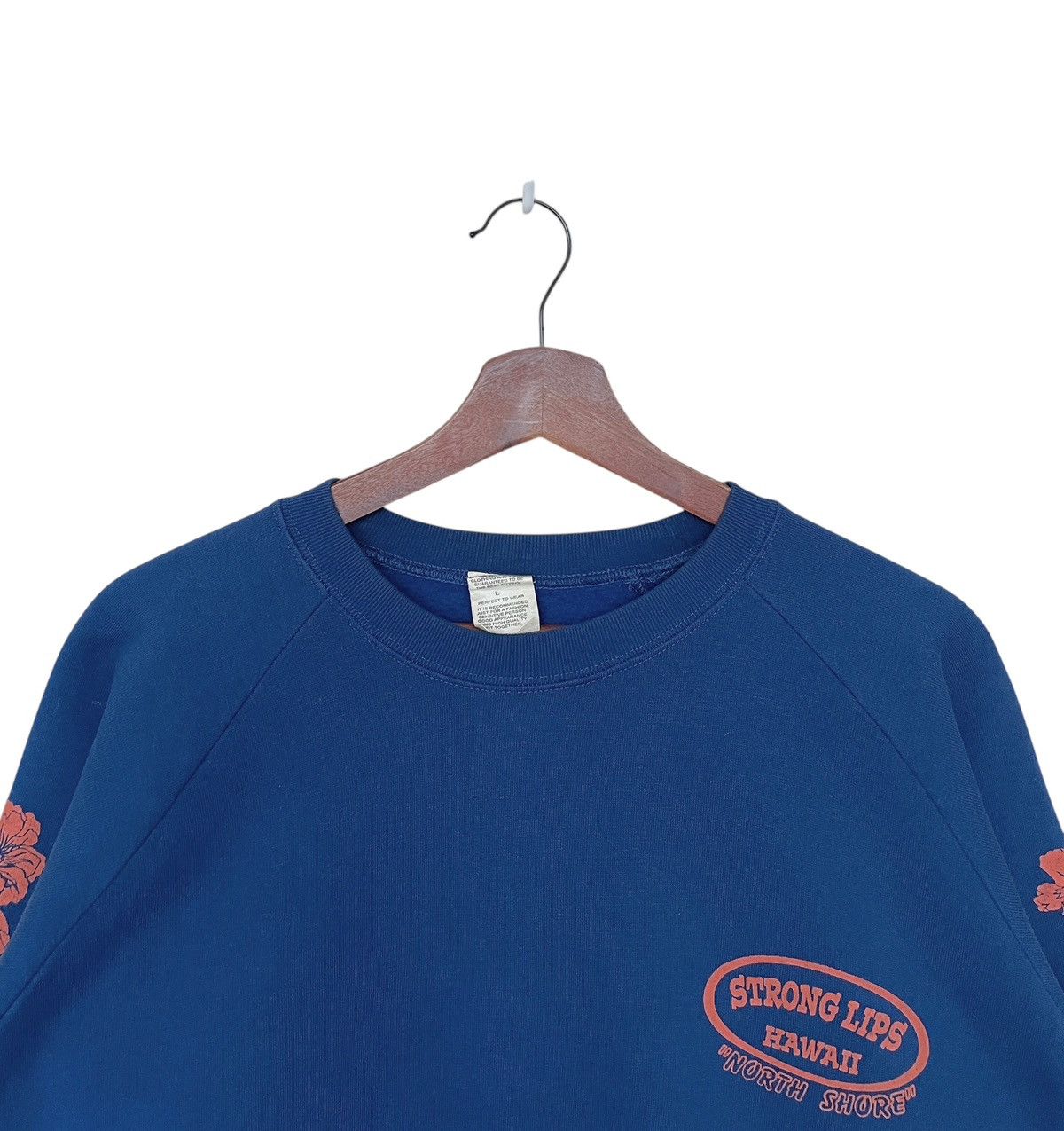 Vintage Vintage Brand Strong Lips Hawai Sweatshirt 2000s Size US L / EU 52-54 / 3 - 7 Thumbnail