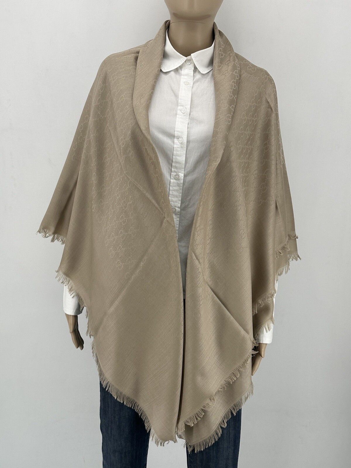 Gucci 135x135cm New Gucci Scarves Wool/Silk Size ONE SIZE - 4 Thumbnail