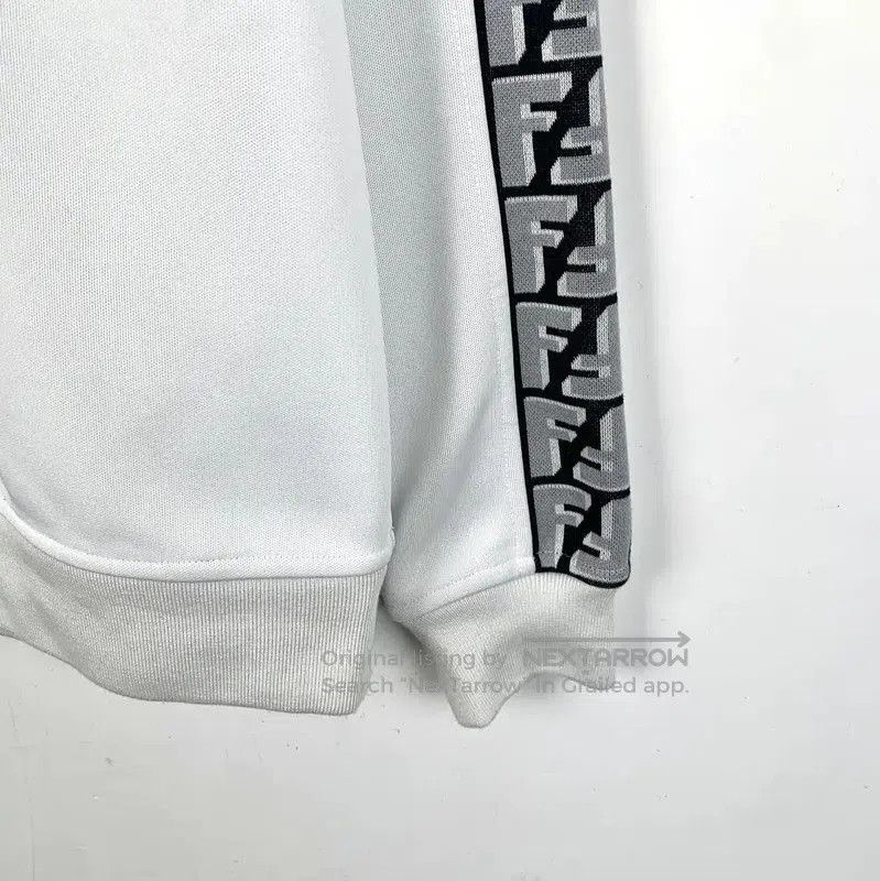 Fendi Fendi White Women's Sweatshirt Size XS . Size XS / US 0-2 / IT 36-38 - 5 Thumbnail