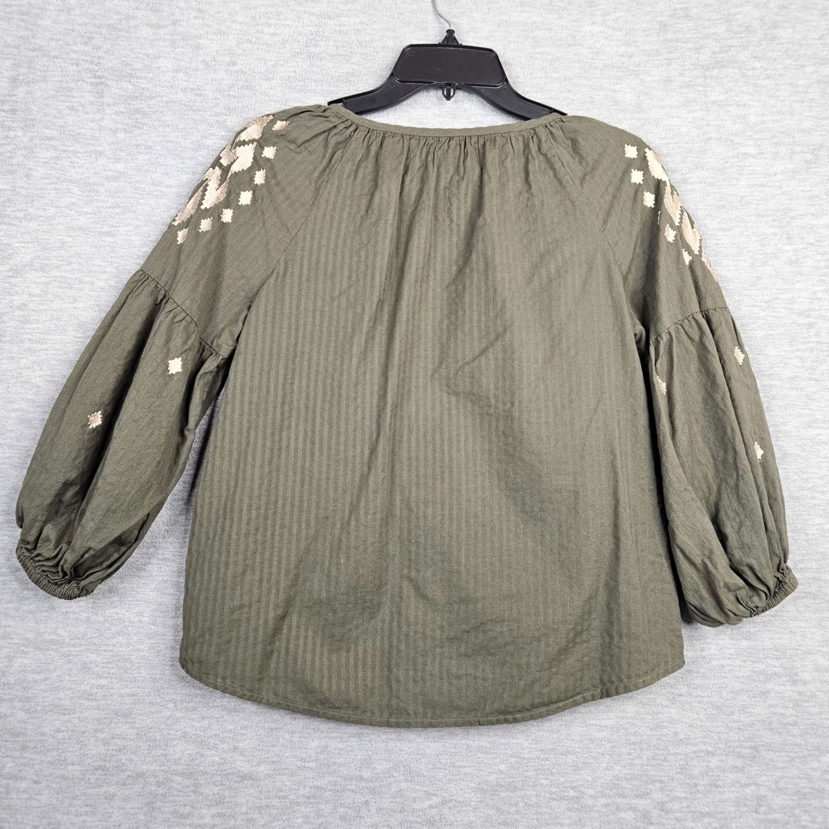 Velvet V Velvet by Graham & Spencer Blouse XS Embroidered Puff Sleeve 100% Cotton Green Womens Peasant Shirt XS Size XS / US 0-2 / IT 36-38 - 3 Thumbnail