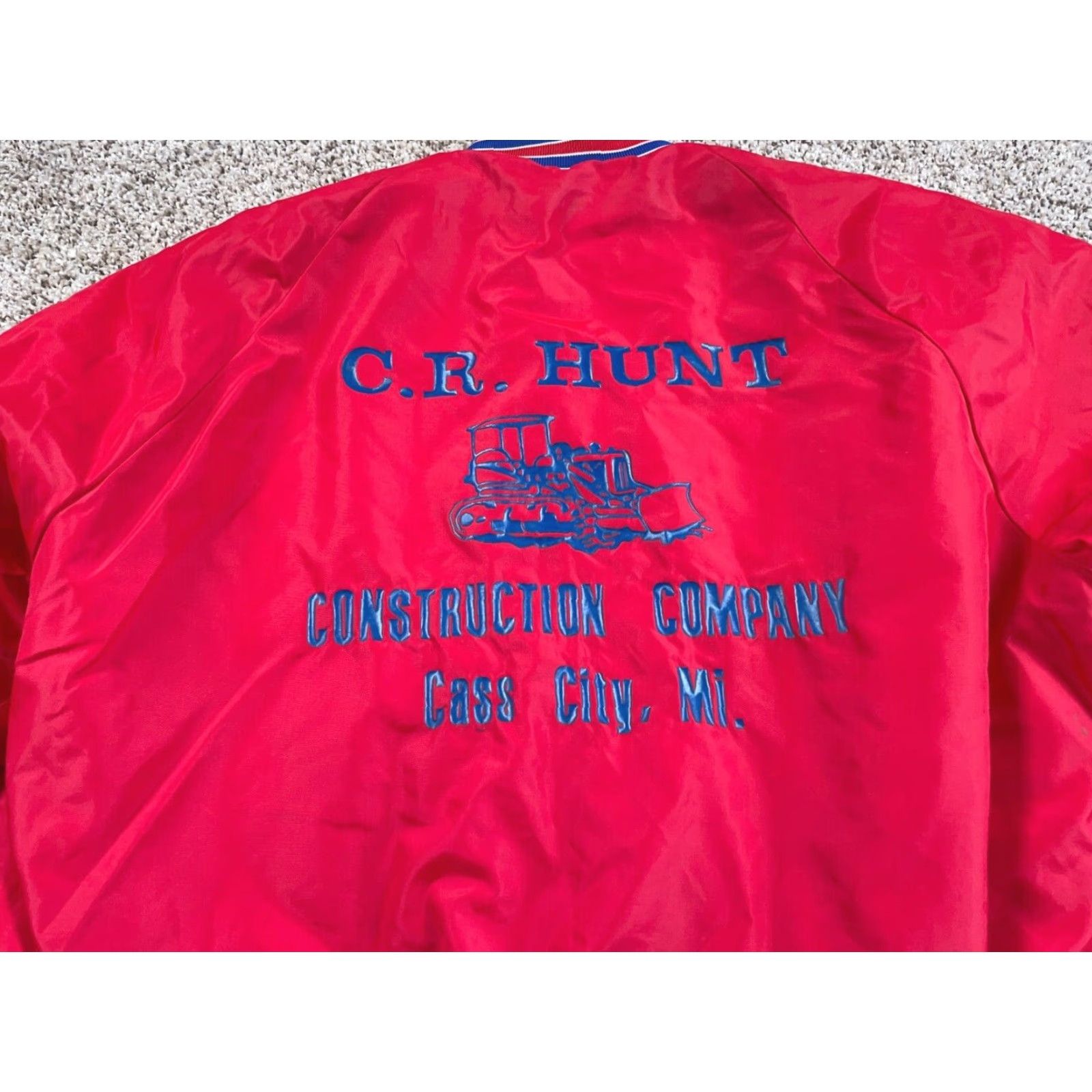 Dunbrooke VTG Dunbrooke Michigan Construction Company Satin Jacket Medium Red Bomber Jacket Satin Vintage Red Dunbrooke Jacket Size US M / EU 48-50 / 2 - 3 Thumbnail