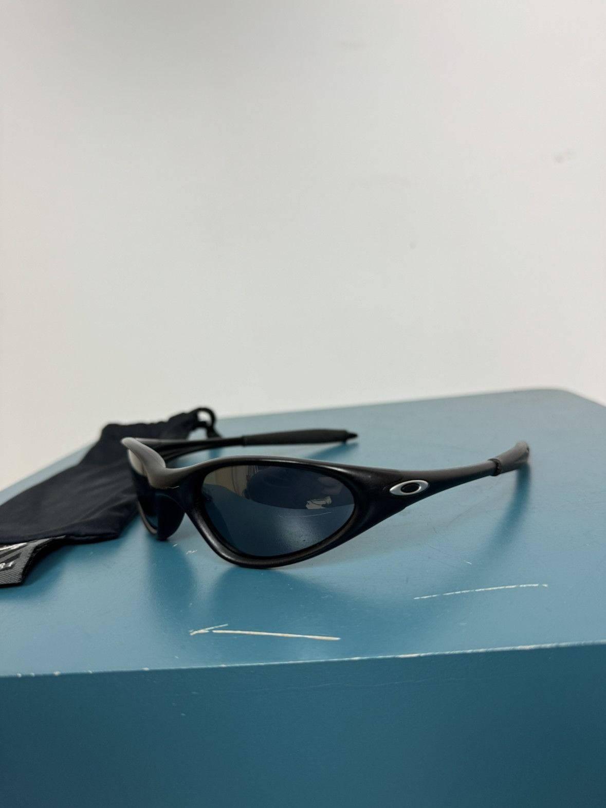 OG Oakley Minute 1.0 Vintage Black Sunglasses