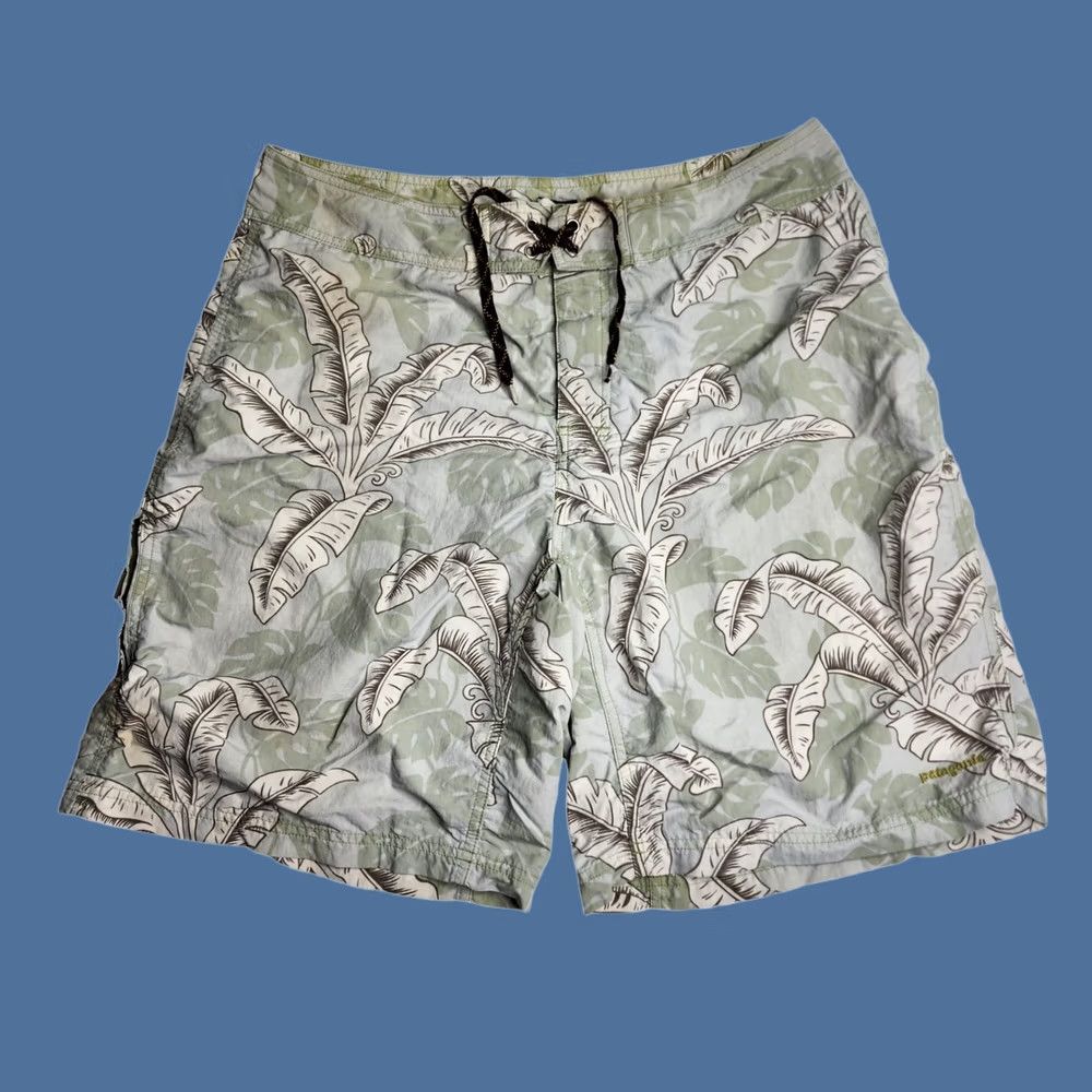 Patagonia Patagonia Wavefarer Board Shorts Palms Surf Beach Pool Swimsuit Trunks 33 Green Mens Regular Waist Drawstring Pockets Beach Size US 33 - 1 Thumbnail