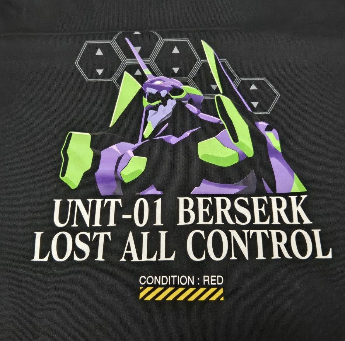 Uniqlo Evangelion X Japanese Brand Streetwear Tshirt RR2 Size US XL / EU 56 / 4 - 2 Thumbnail