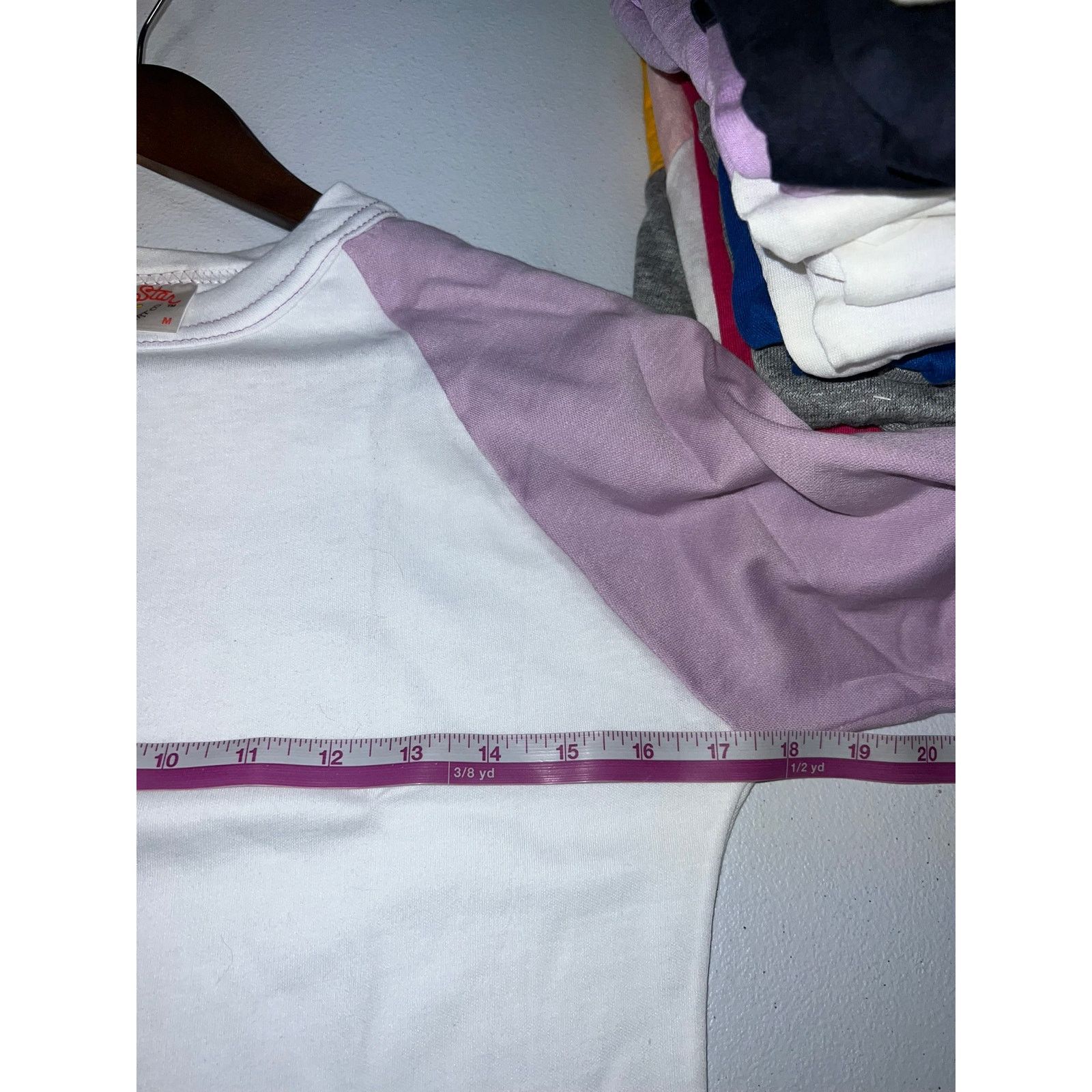 Vintage 80s Women's Vintage Lucky Star Light Purple Raglan Shirt M Size M / US 6-8 / IT 42-44 - 8 Thumbnail