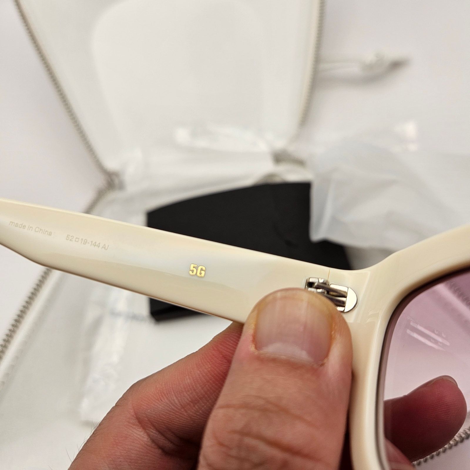 Gentle Monster GENTLE MONSTER X COPPERNI 5G 01 WHITE SUNGLASSES 52-19-144 Size ONE SIZE - 8 Thumbnail
