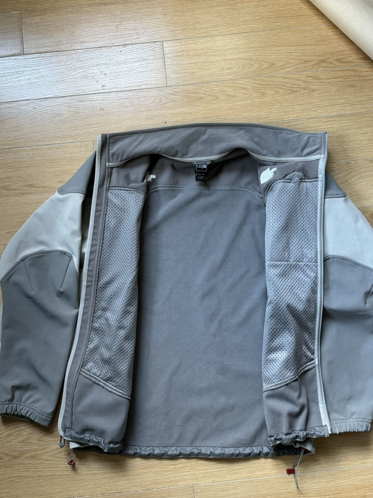 The North Face The North Face Vintage Jacket - Grey Red - Men’s XXL Size US XXL / EU 58 / 5 - 4 Thumbnail