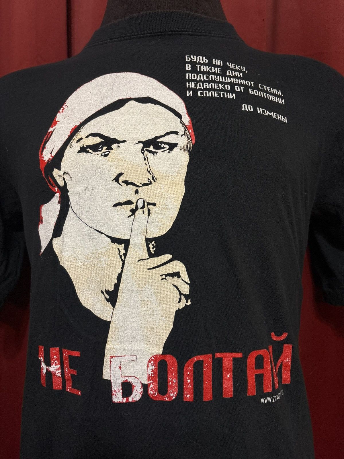 Vintage Vintage Soviet Propaganda Art Tshirt Russia Don’t Speak Size US L / EU 52-54 / 3 - 4 Thumbnail