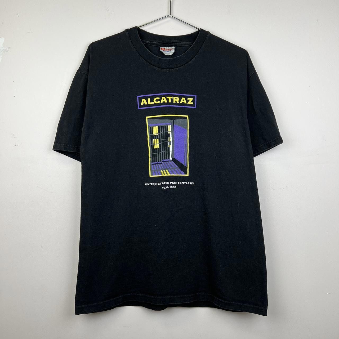 Hanes 90s Vintage Alcatraz T-Shirt United States Penitentiary Size US L / EU 52-54 / 3 - 1 Thumbnail