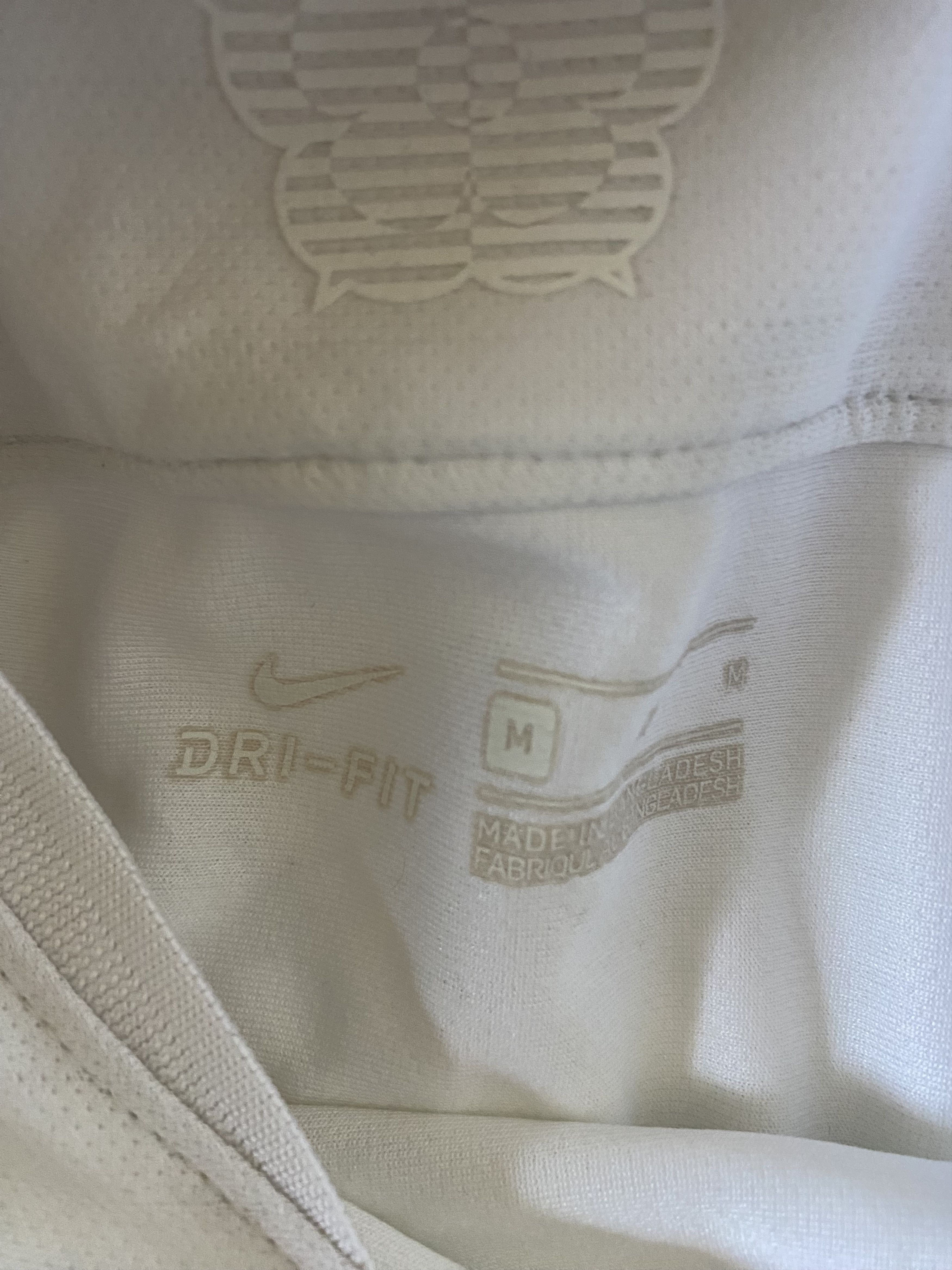 Nike Football Jersey ENGLAND - 2014 - 2016 - Nike - M - UNIQUE Size US M / EU 48-50 / 2 - 6 Thumbnail