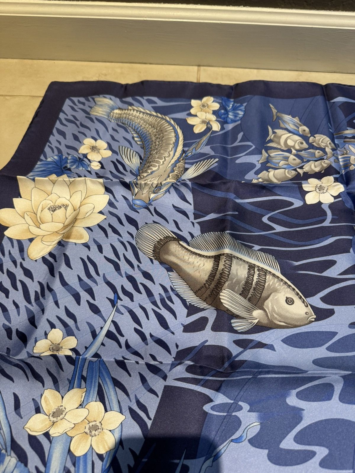 Salvatore Ferragamo Salvatore Ferragamo Blue Fish Sea Silk Scarf Size ONE SIZE - 5 Thumbnail