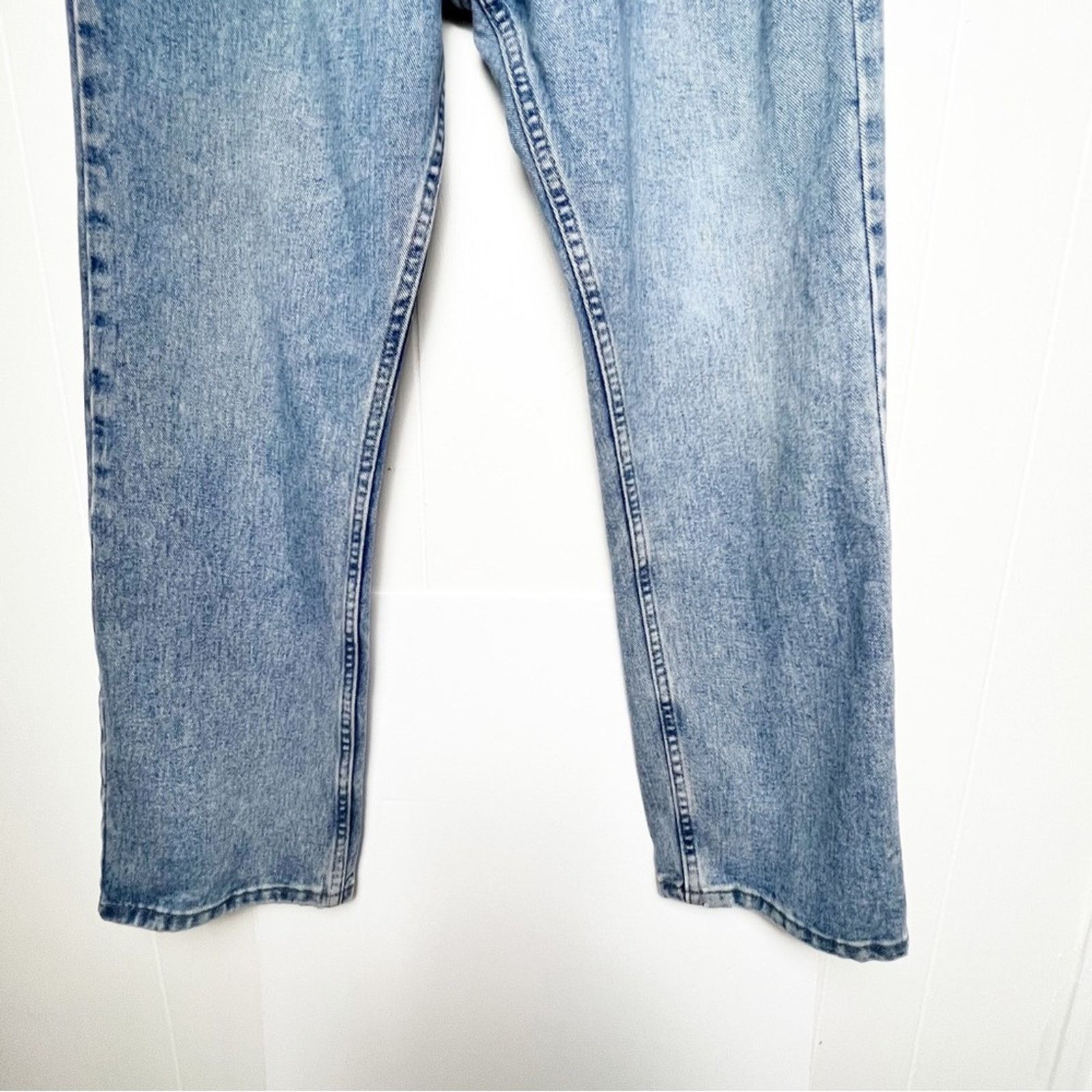 Wrangler Wrangler Distressed Medium Wash Straight Leg 5 Pockets Jeans Size US 34 / EU 50 - 2 Thumbnail
