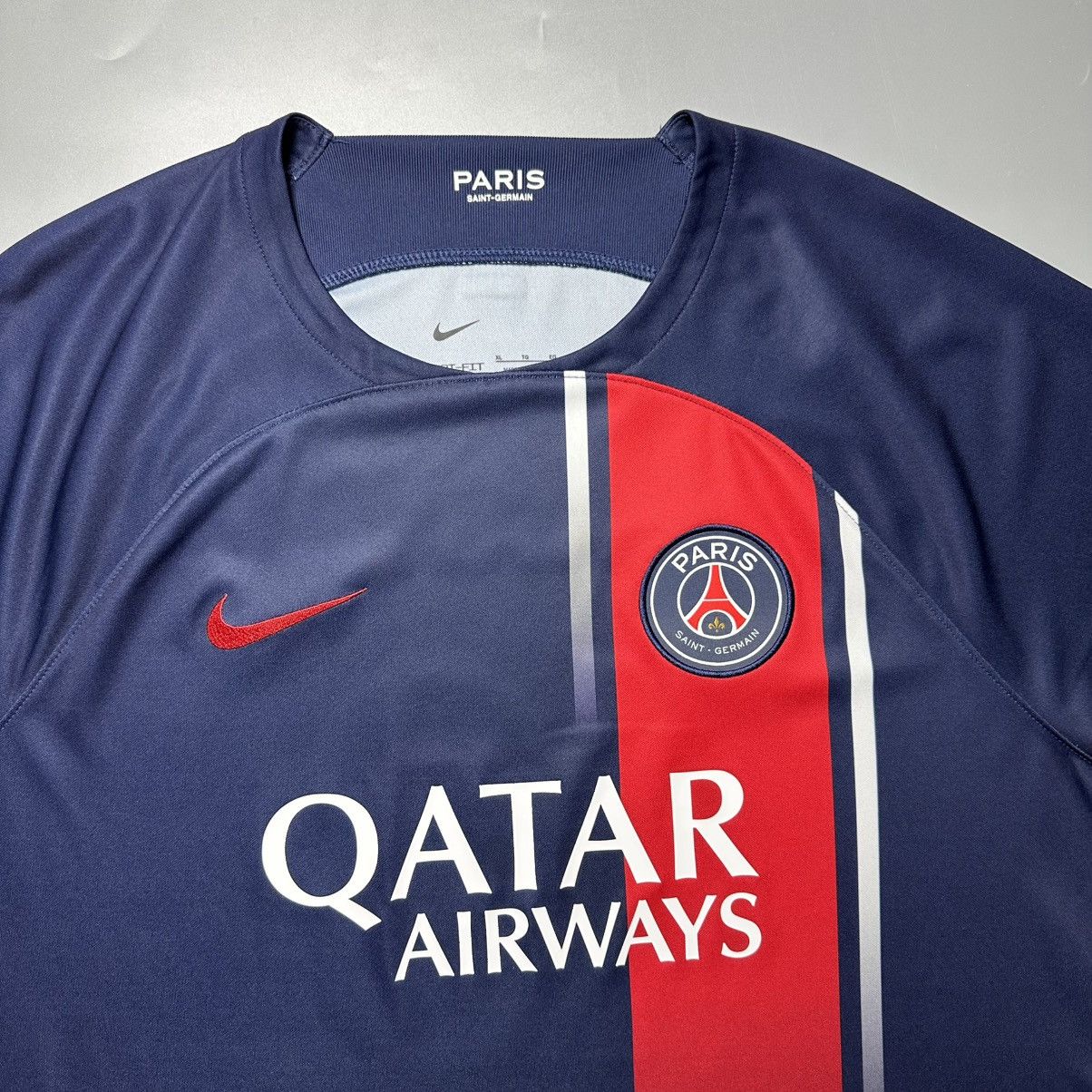 Vintage PSG NIKE 2023/2024 FOOTBALL HOME JERSEY #19 LEE KANG IN Size US XL / EU 56 / 4 - 4 Thumbnail