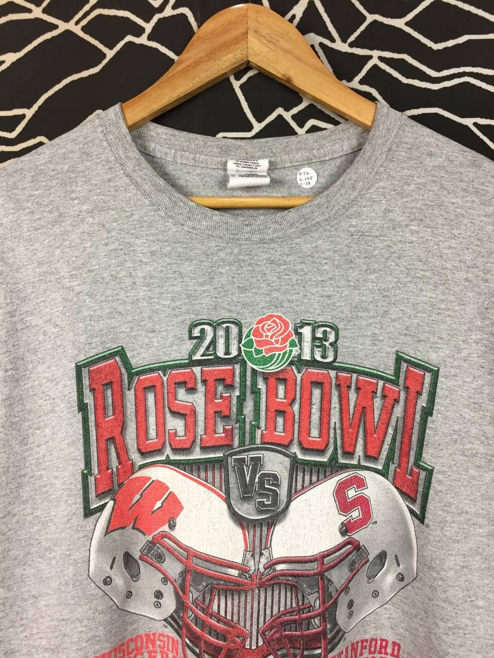 Vintage Rose Bowl 2013 Wisconsin vs Stanford College Football Tee Size US L / EU 52-54 / 3 - 3 Thumbnail