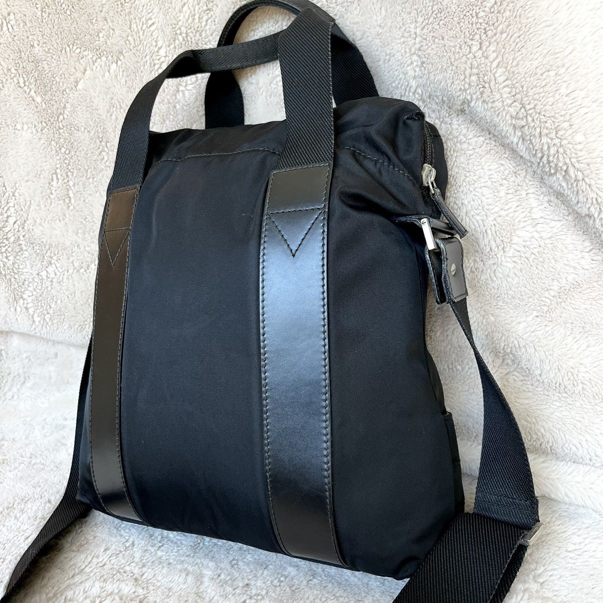Salvatore Ferragamo Salvatore Ferragamo Unisex Black 2-Way Messenger Bag Size ONE SIZE - 6 Thumbnail