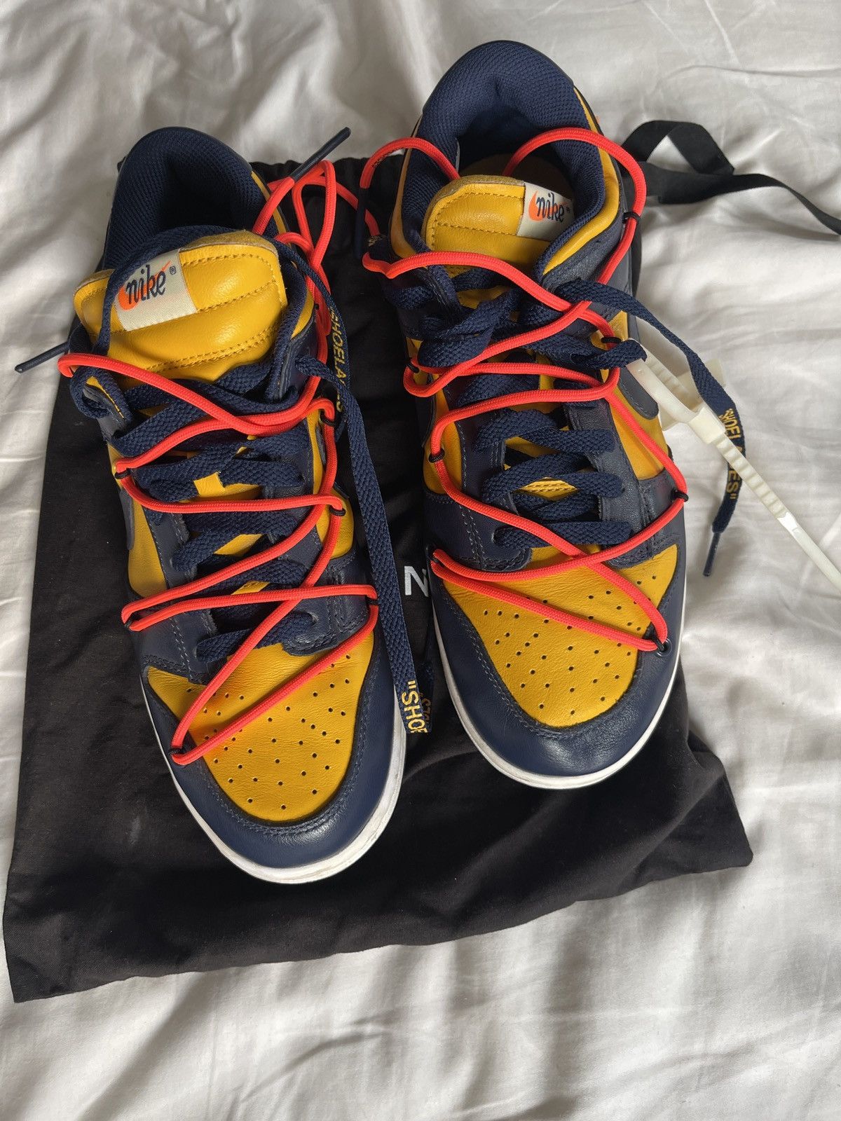 Nike × Off-White Off white Nike Dunk University Gold Size US 9.5 / EU 42-43 - 3 Thumbnail