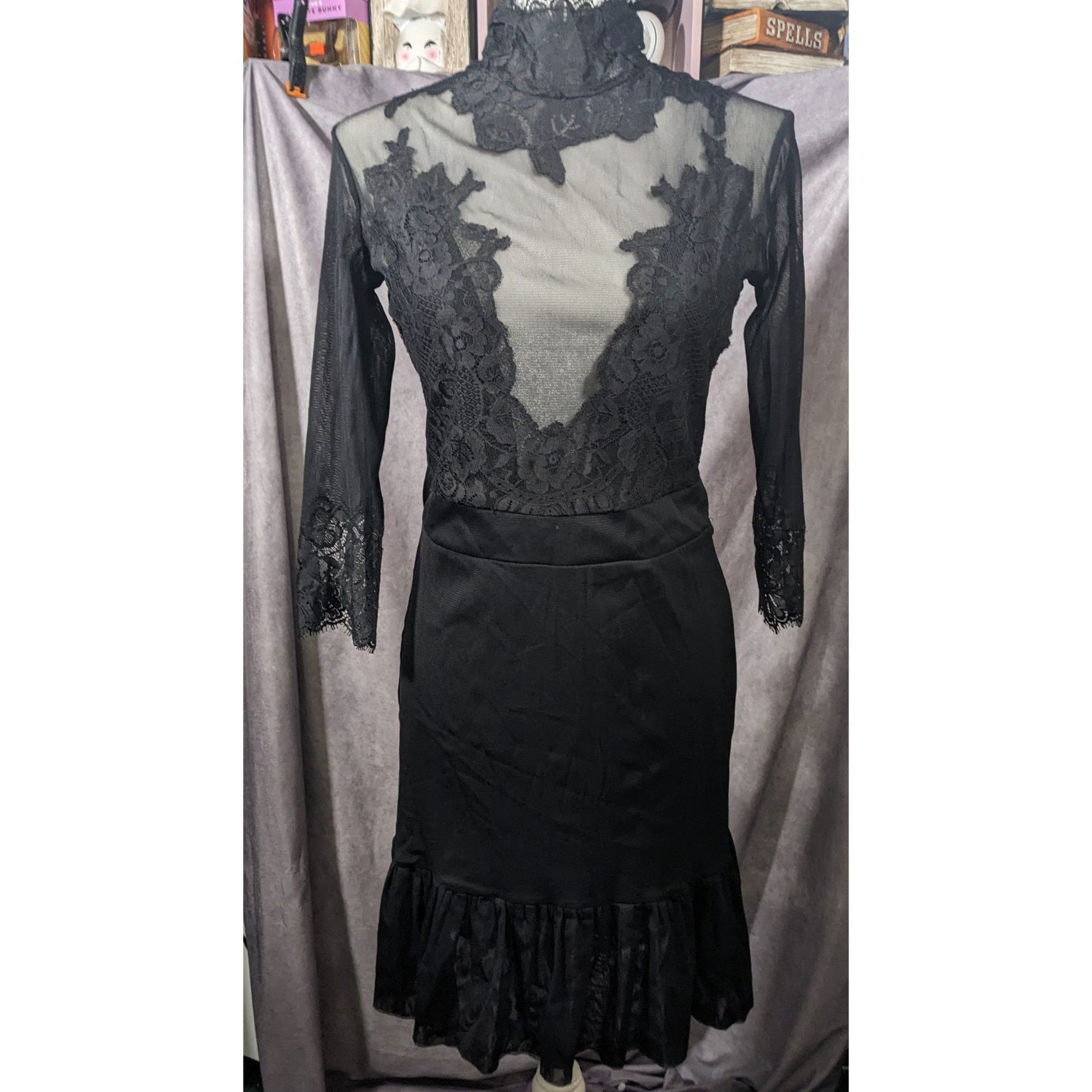 Other HAH Gothic Floral Lace Open Back Dress With Bow Accent Size Size M / US 6-8 / IT 42-44 - 10 Thumbnail