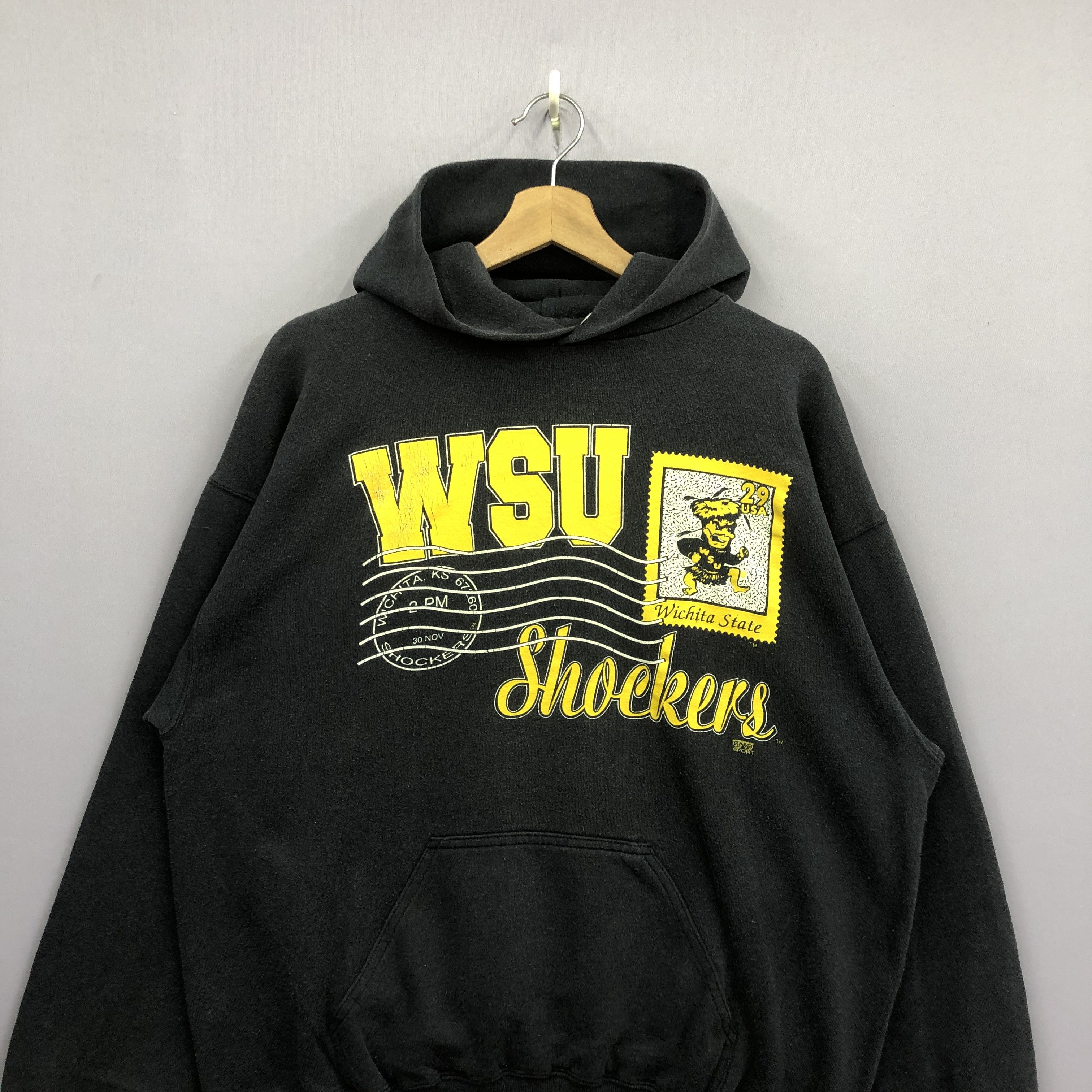 Vintage Wichita State University Shockers Hood Sweater Sweatshirt Size US L / EU 52-54 / 3 - 3 Thumbnail