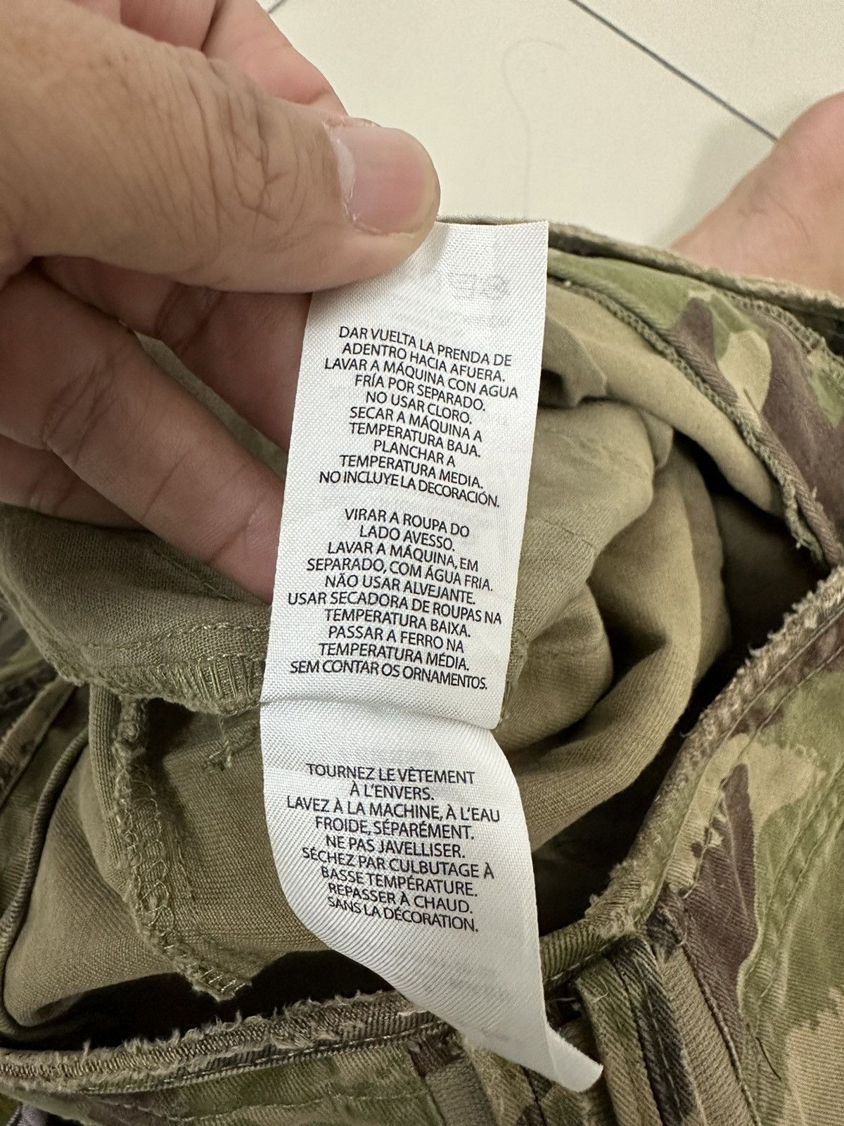 Armani Exchange Armani Exchage Short Pant Camoflage Cargo Pant Size US 31 - 5 Thumbnail