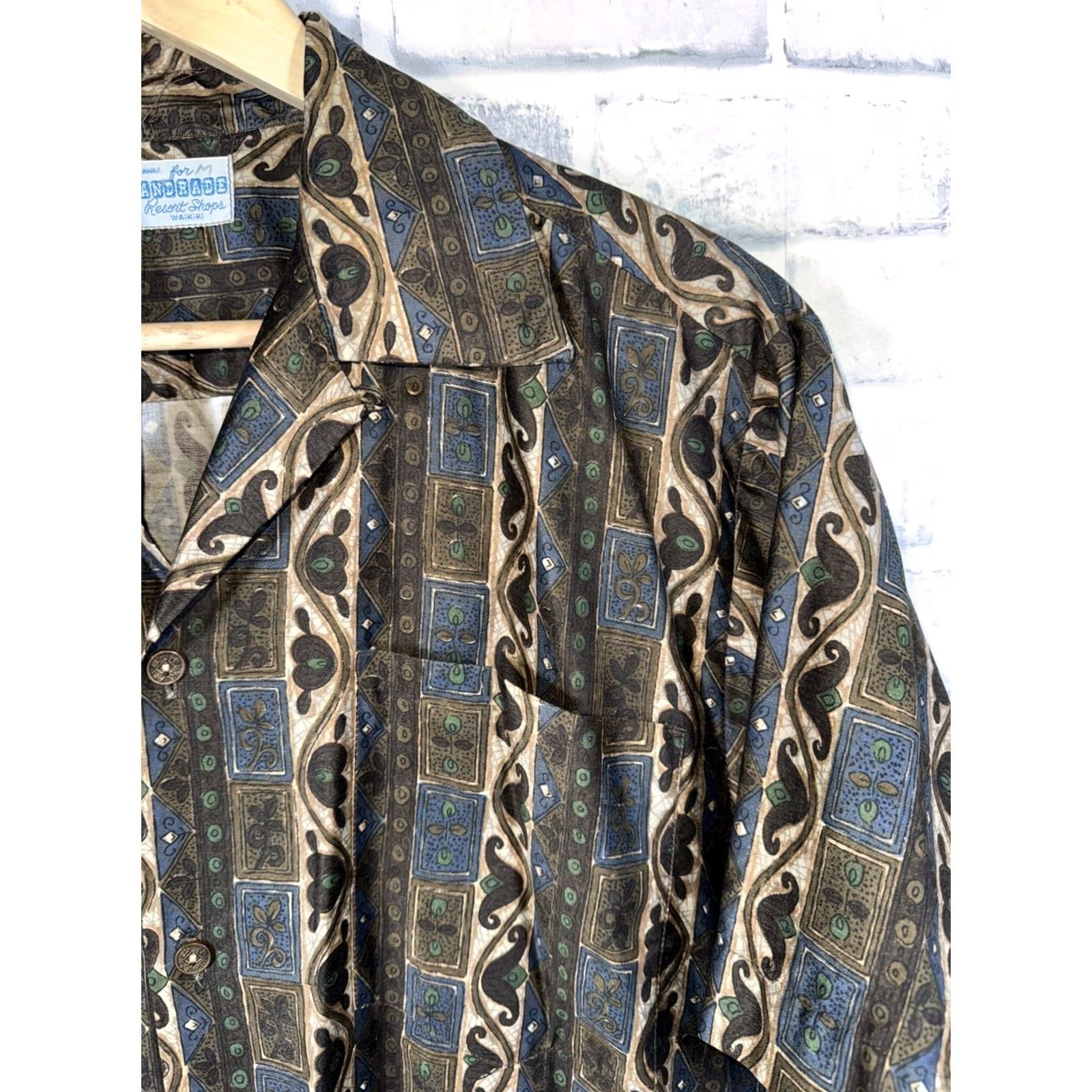 Vintage VTG Andrade Hawaiian Shirt Rare Print Coin Button 1960’s MENS M Size US M / EU 48-50 / 2 - 3 Thumbnail