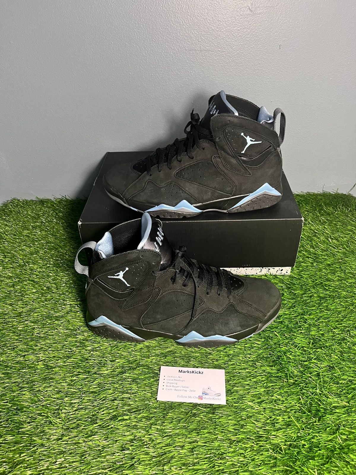 image of Jordan Nike Jordan 7 Retro Chambray Size 11 Shoes in Black, Men's