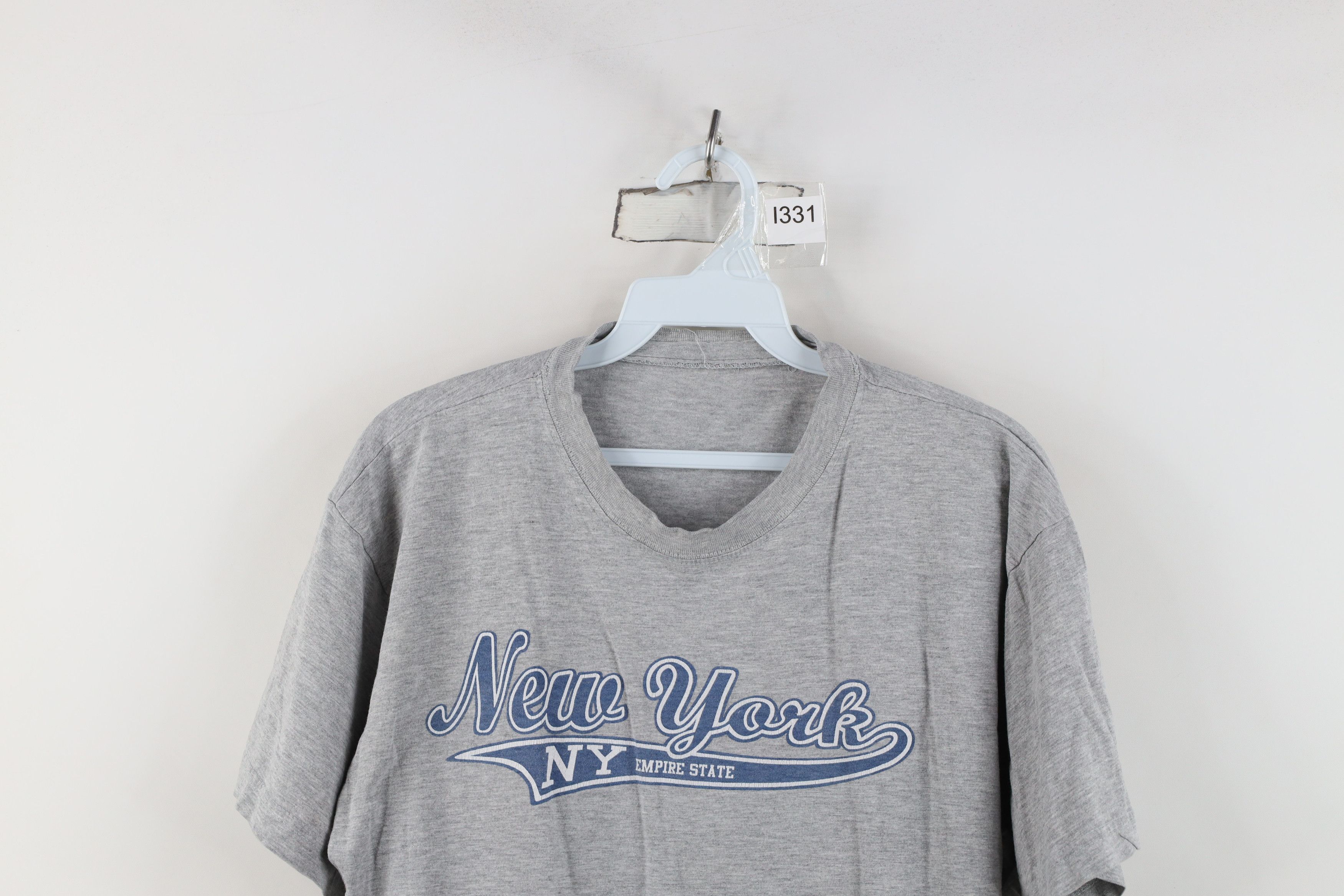 Vintage Vintage 90s Streetwear Spell New York Script T-Shirt Gray Size S / US 4 / IT 40 - 2 Thumbnail