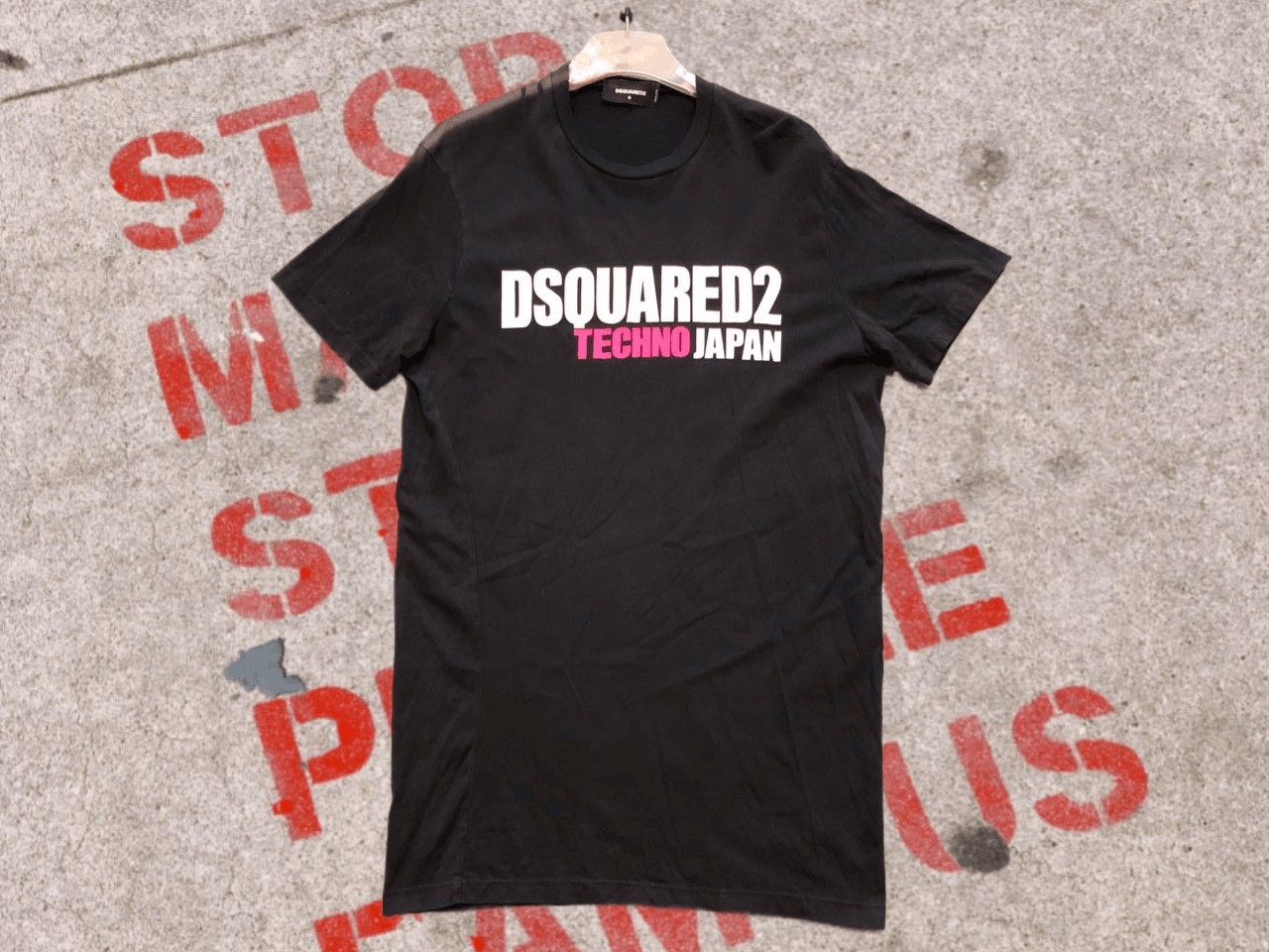 Dsquared2 MENS DSQUARED2 BLACK SHORT SLEEVE CREW NECK T-SHIRT Size US M / EU 48-50 / 2 - 1 Thumbnail