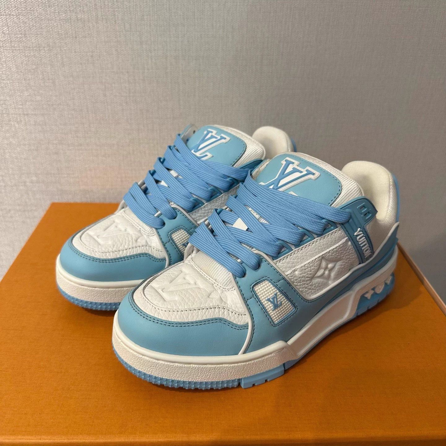 Louis Vuitton LV Sky Blue Trainer 35 New Size US 4 / IT 34 - 1 Thumbnail