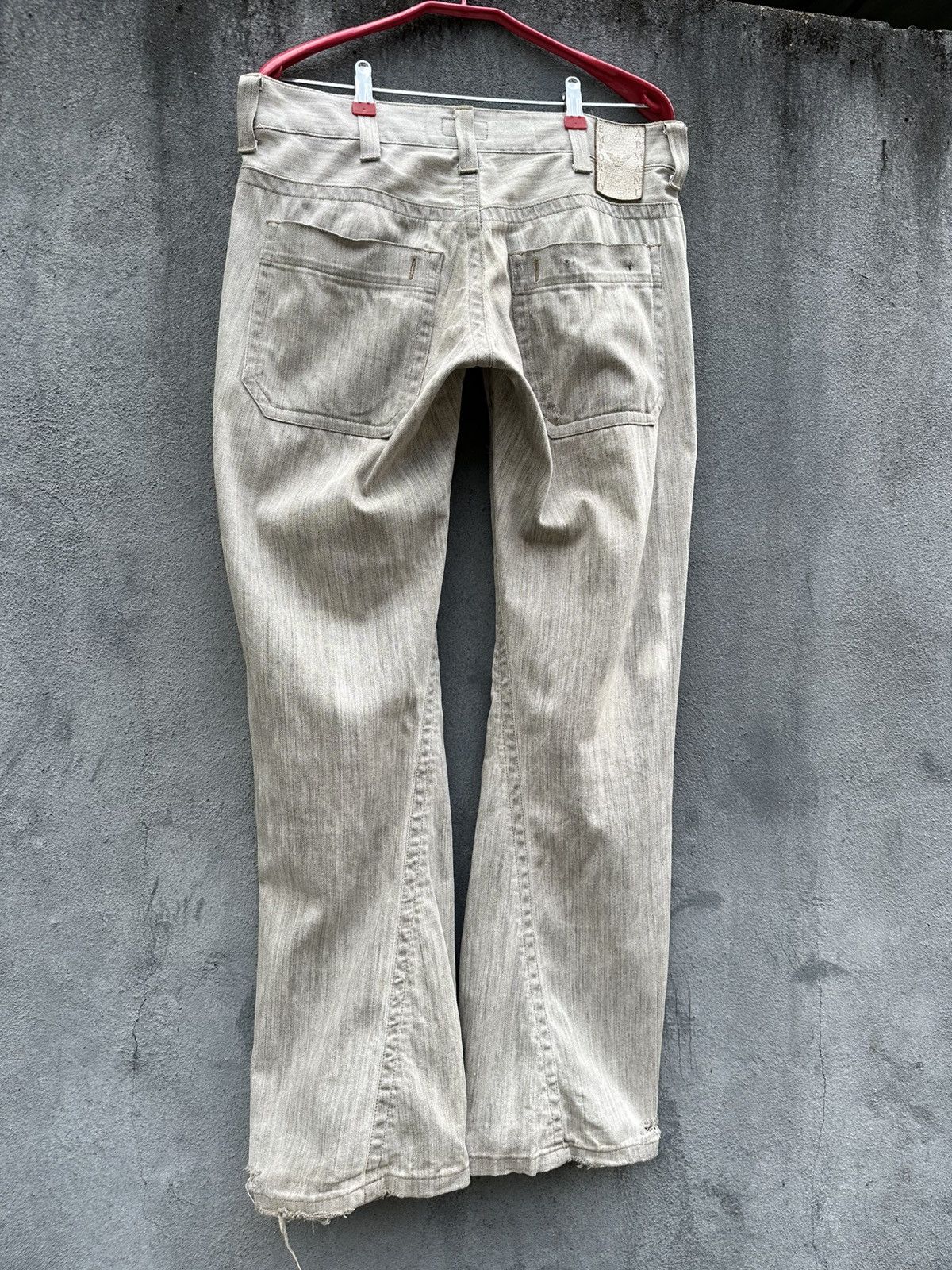 Emporio Armani 👹Vintage THRASHED Emporio Armani Baggy Flare Jeans Size US 33 - 6 Thumbnail