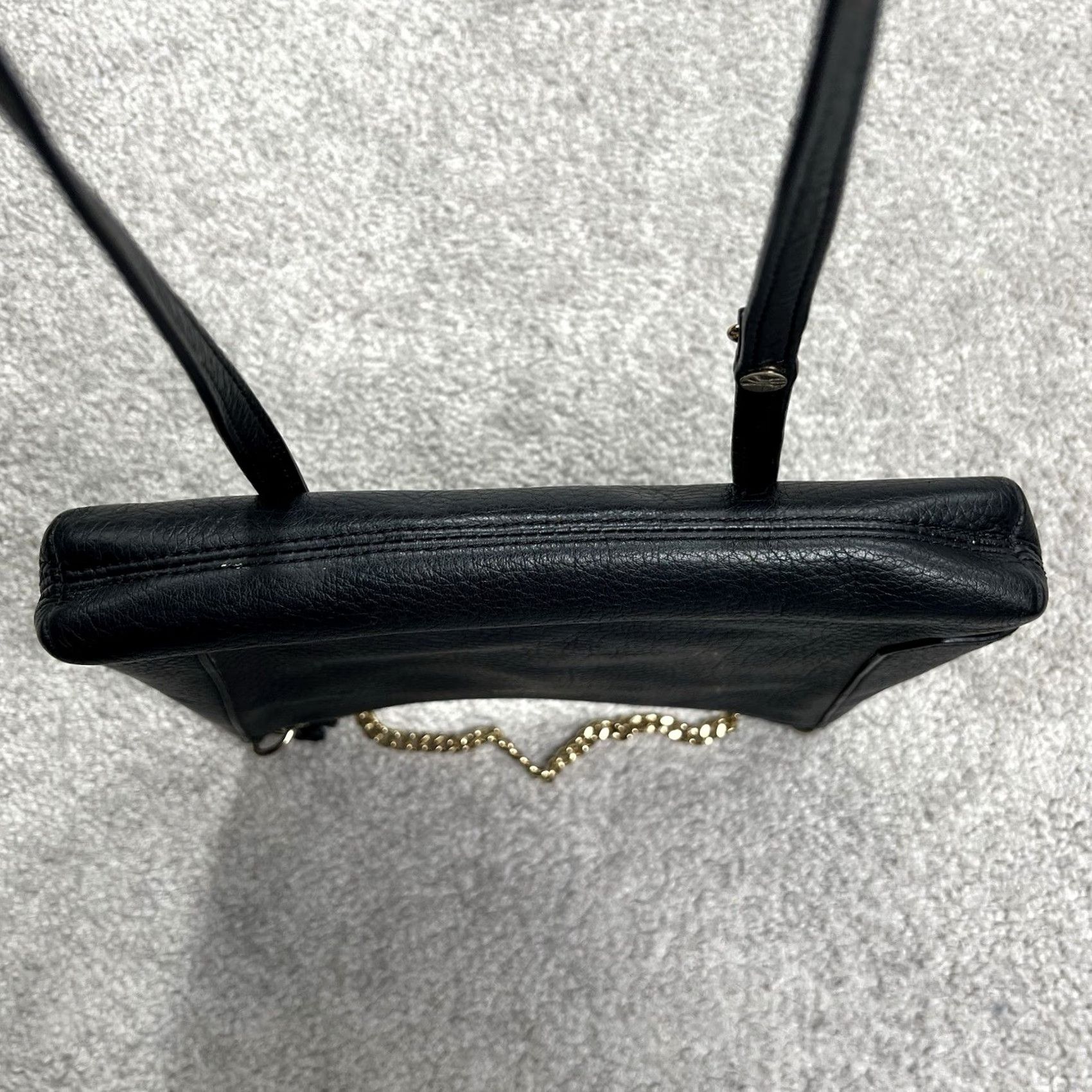 Henri Bendel Henri Bendel Black Pebbled Leather Crossbody Shoulder Bag Zip Top Purse Size M / US 6-8 / IT 42-44 - 6 Thumbnail