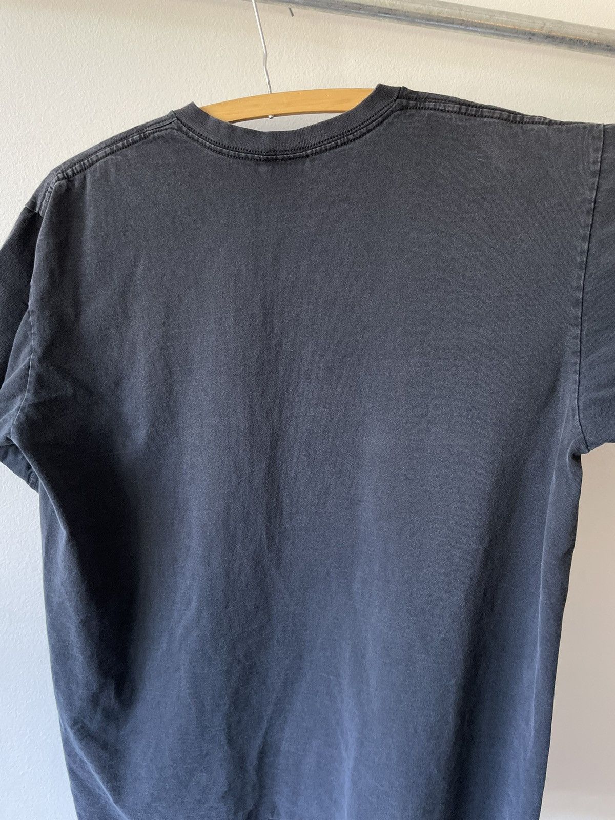 Vintage Vintage 90s Nike V-Neck Boxy tee Size US L / EU 52-54 / 3 - 8 Thumbnail