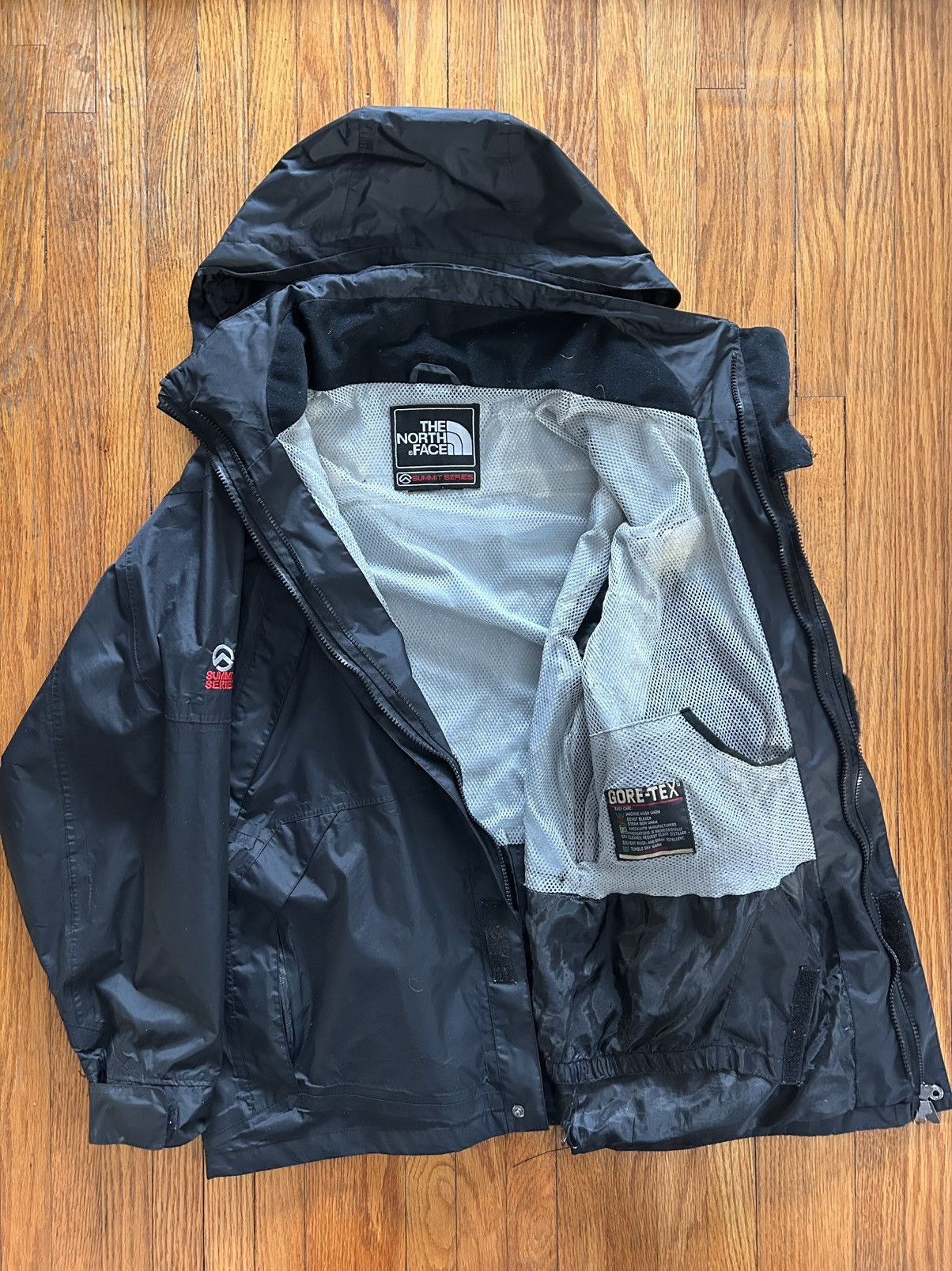 The North Face The North Face Gortex summit series Size US L / EU 52-54 / 3 - 4 Thumbnail