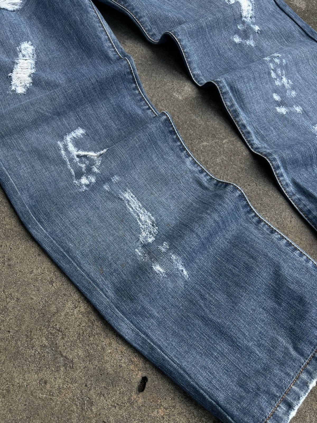 Dolce & Gabbana Crazy Vintage Dolce Gabbana Distressed Jeans Y2k Big Logo Size US 32 / EU 48 - 7 Thumbnail