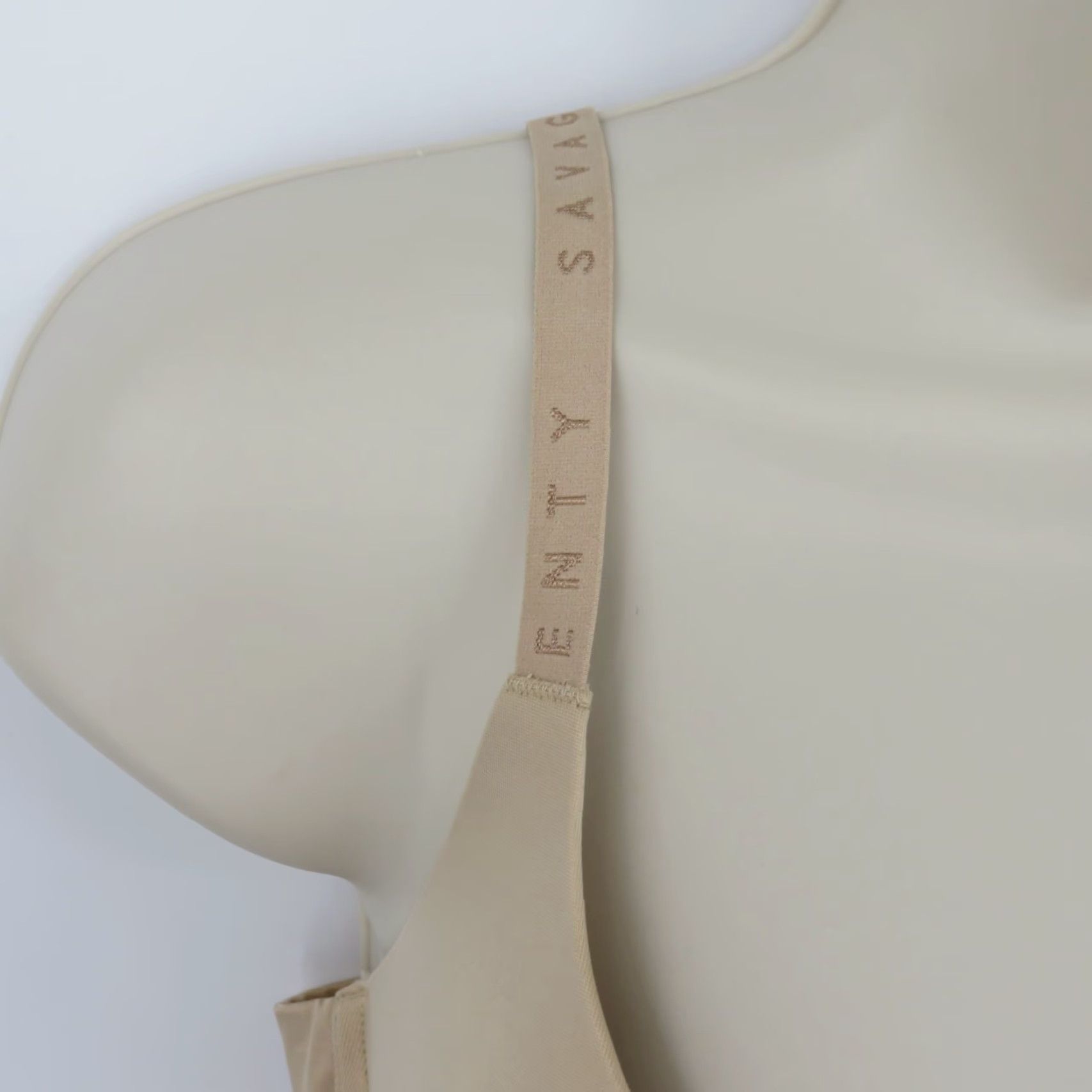 Vintage Savage X Fenty Bra 34DD Beige Underwire Lined Logo Straps Nylon Blend Balconette Womens Size ONE SIZE - 2 Thumbnail