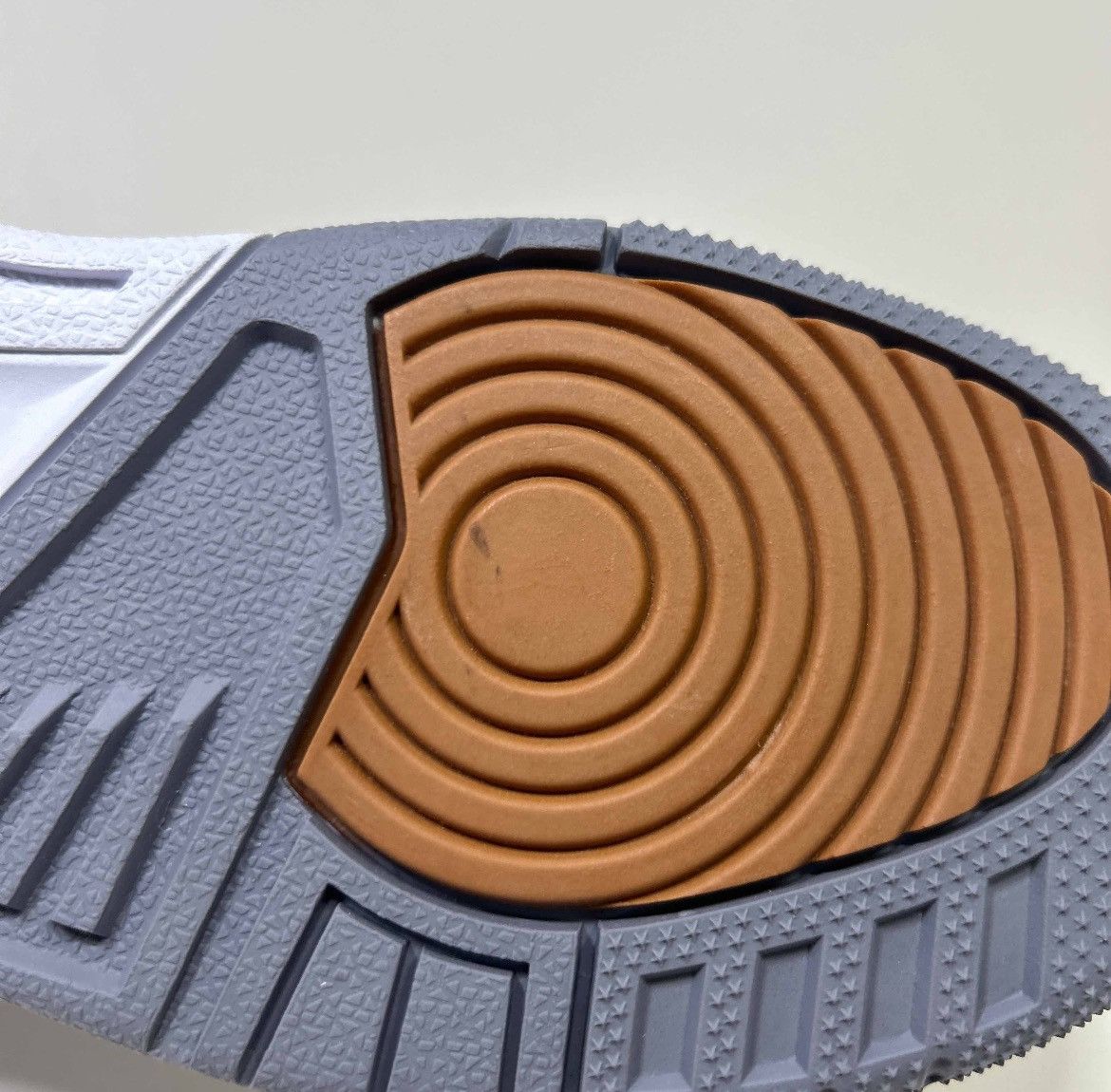 Jordan Brand × Nike Size 6.5Y - Boys Nike Air Jordan 3 Retro 398614-401 Wmns 8 Size US 6.5 / EU 39-40 - 9 Thumbnail