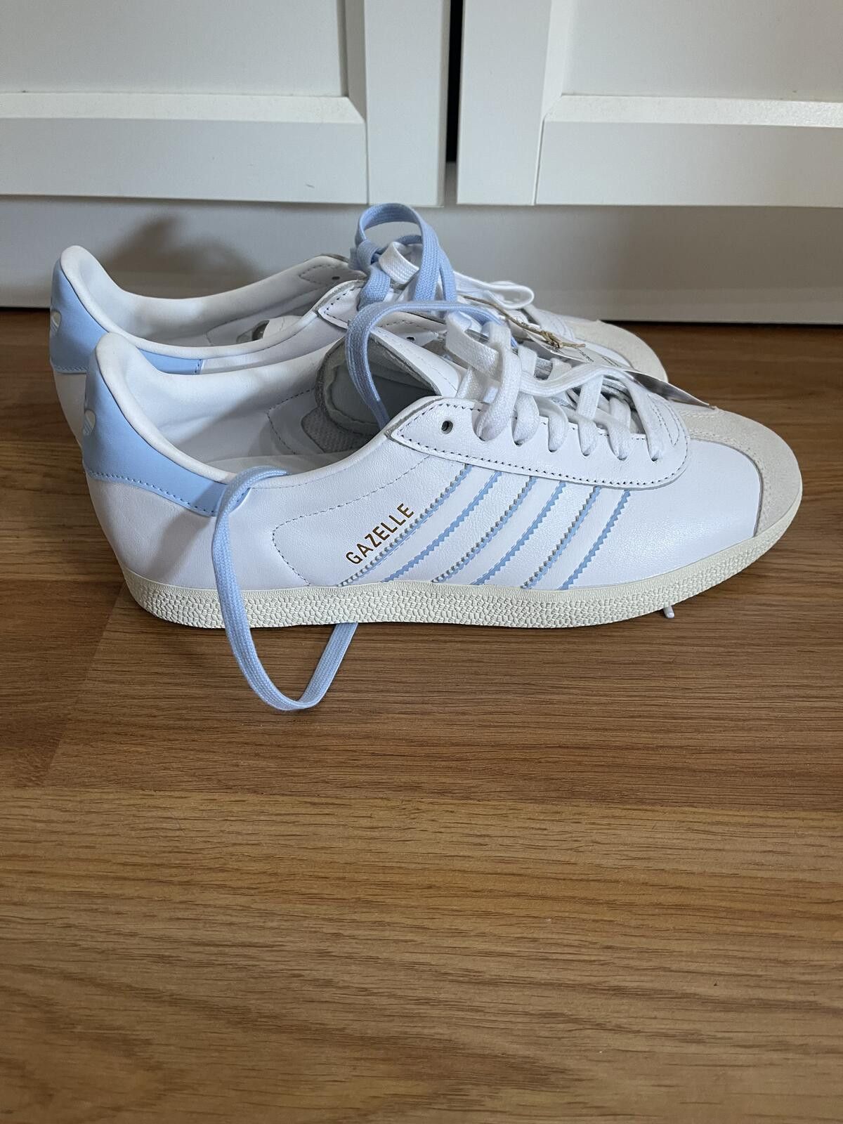 Adidas Adidas Gazelle Argentina White and Light Blue Sneakers Size US 8 / EU 41 - 6 Thumbnail