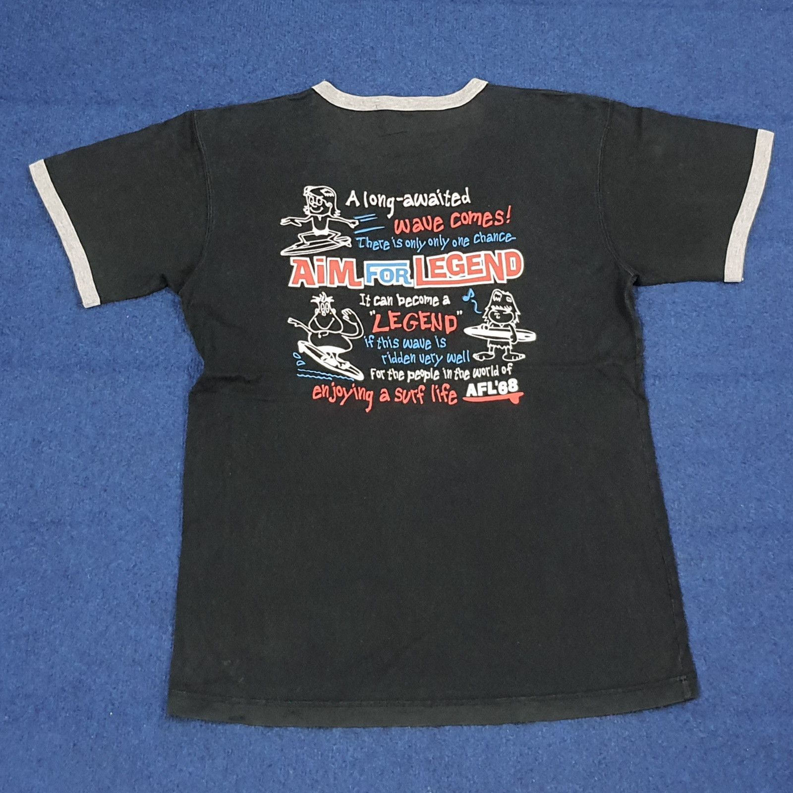 Vintage Vintage Y2K Surf AFL'68 Surfing Graphic T-Shirt C276N68 Size US M / EU 48-50 / 2 - 1 Thumbnail