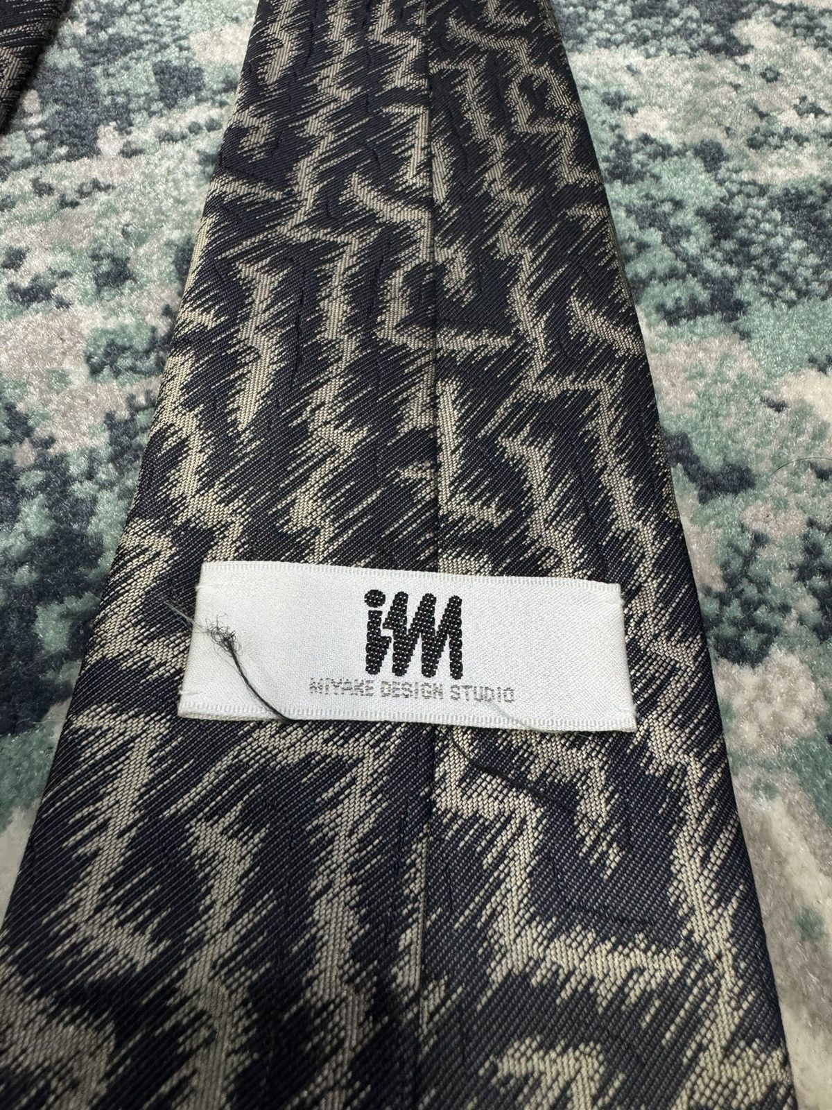 Issey Miyake × Vintage VINTAGE ISSEY MIYAKE ABSTRACT PATTERN NECK TIE Size ONE SIZE - 5 Thumbnail