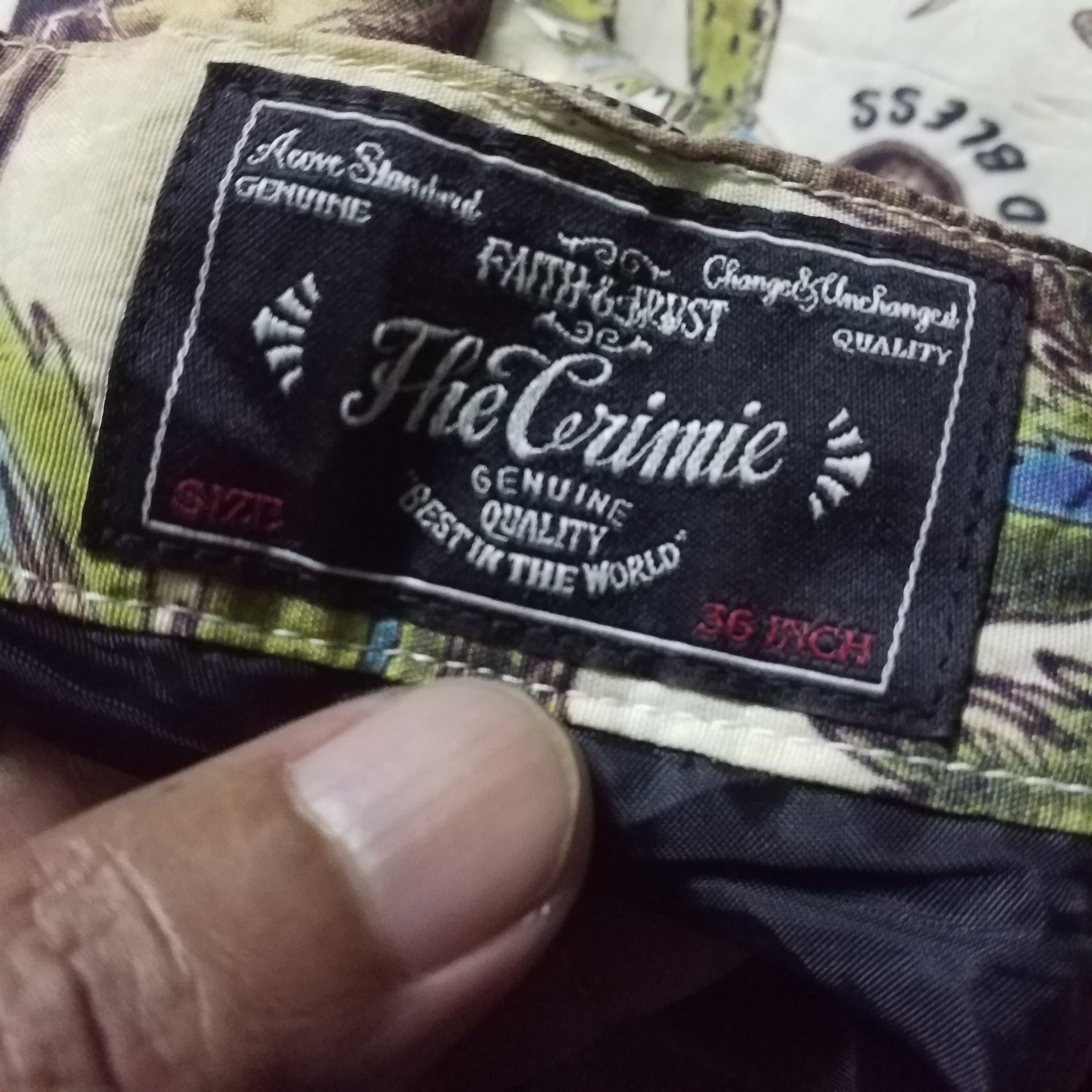 Other CRIMIE RAYON SHORT FULL PRINT Size US 36 / EU 52 - 4 Thumbnail
