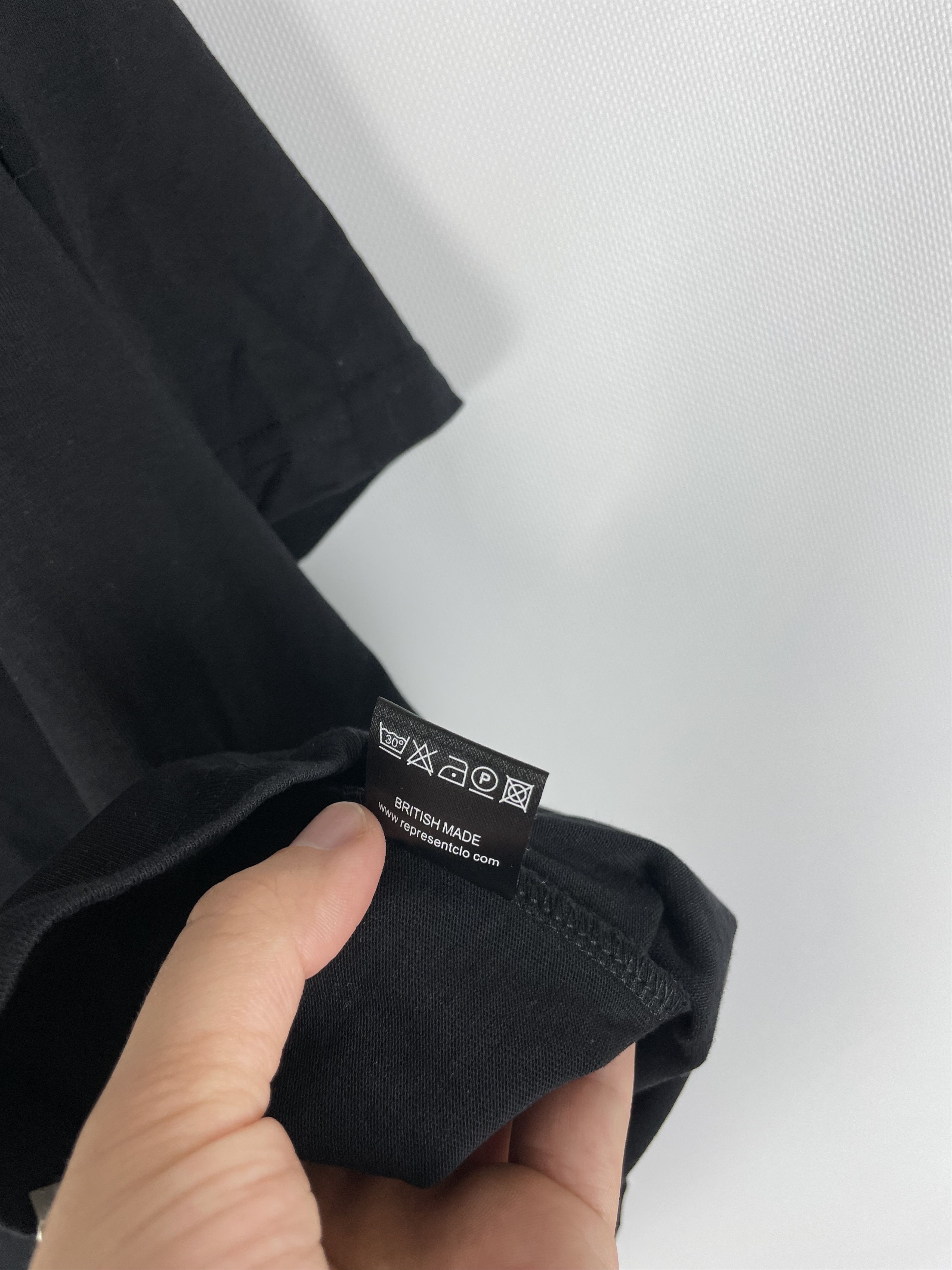 Represent Clo. Represent Tee Size US L / EU 52-54 / 3 - 9 Thumbnail