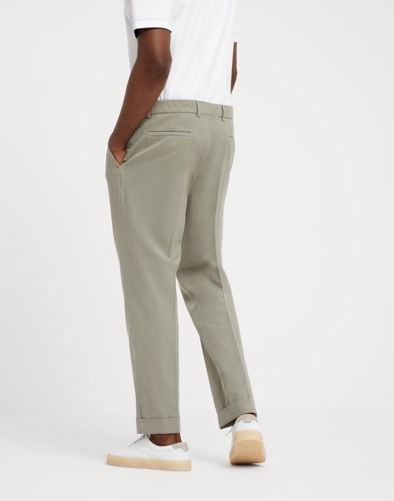 Brunello Cucinelli o1w1db10825 Dyed Pants in Green Size US 32 / EU 48 - 3 Thumbnail