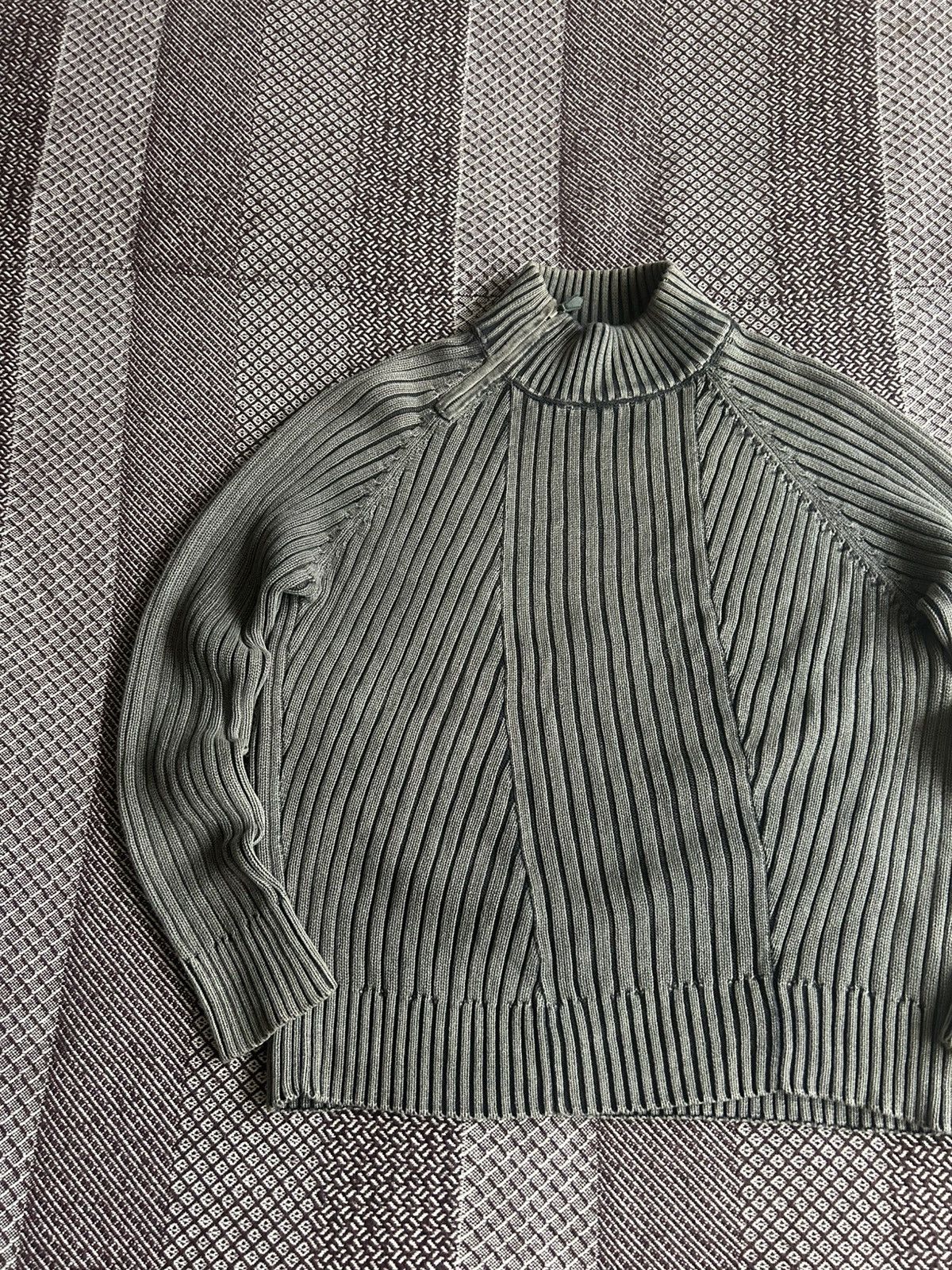 Vintage Vintage Diesel Vibe Striped Unisex Sweater Faded Streetwear Size US M / EU 48-50 / 2 - 4 Thumbnail