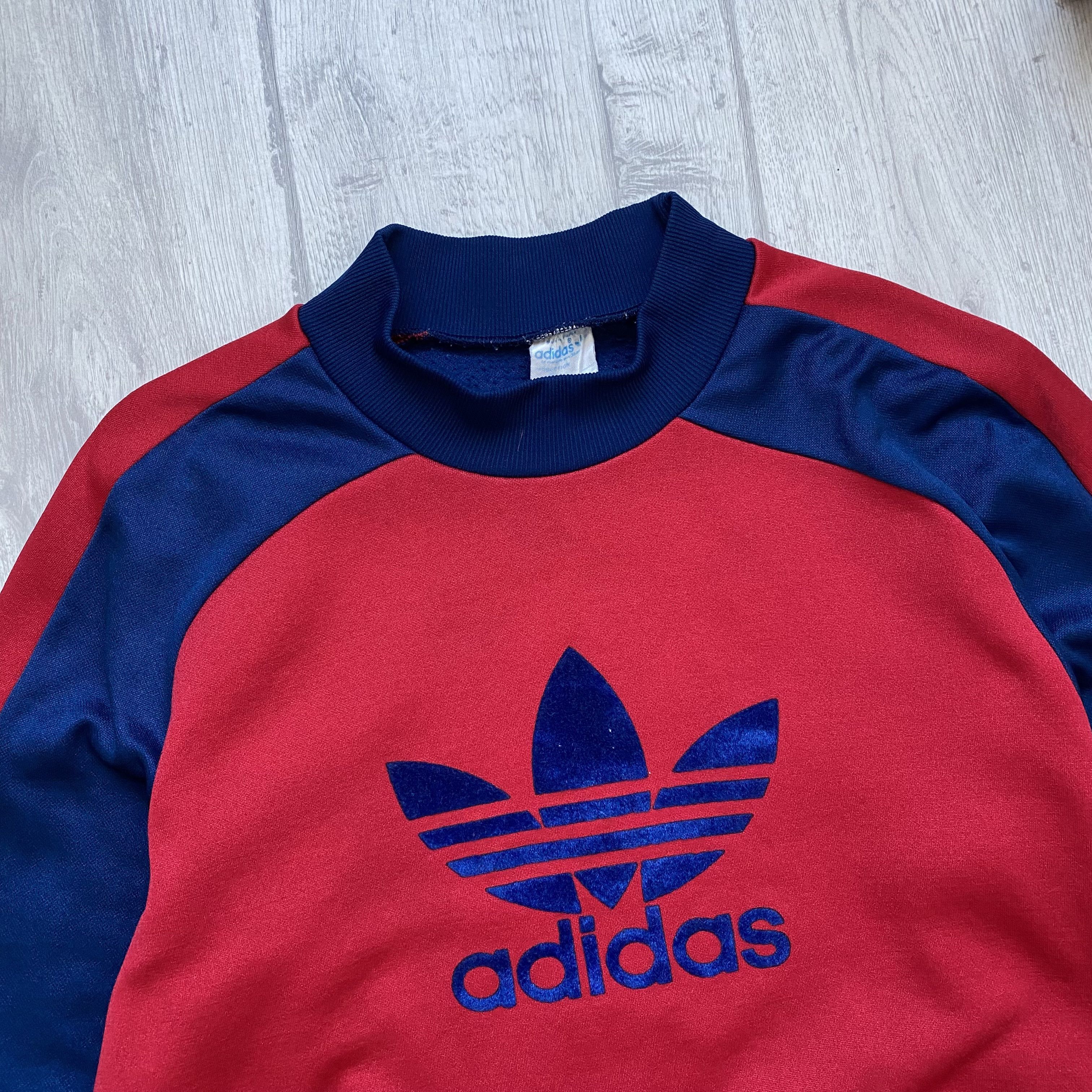Adidas 🔥 CRAZY Vintage 70s Adidas Swetshirt velour logo Size US XS / EU 42 / 0 - 2 Thumbnail